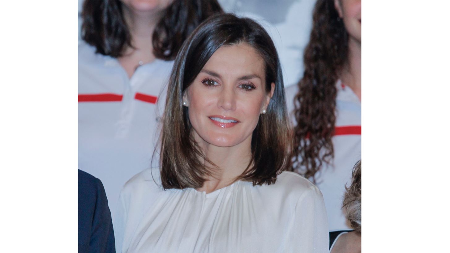 &#x391;&#x3BA;&#x3CC;&#x3BC;&#x3B1; &#x3BA;&#x3B1;&#x3B9; &#x3BF;&#x3B9; royals &#x3C8;&#x3C9;&#x3BD;&#x3AF;&#x3B6;&#x3BF;&#x3C5;&#x3BD; &#x3B1;&#x3C0;&#x3CC; &#x3C4;&#x3BF; ASOS - &#x3C1;&#x3CE;&#x3C4;&#x3B7;&#x3C3;&#x3B5; &#x3C4;&#x3B7; &#x3B2;&#x3B1;&#x3C3;&#x3AF;&#x3BB;&#x3B9;&#x3C3;&#x3C3;&#x3B1; Letizia