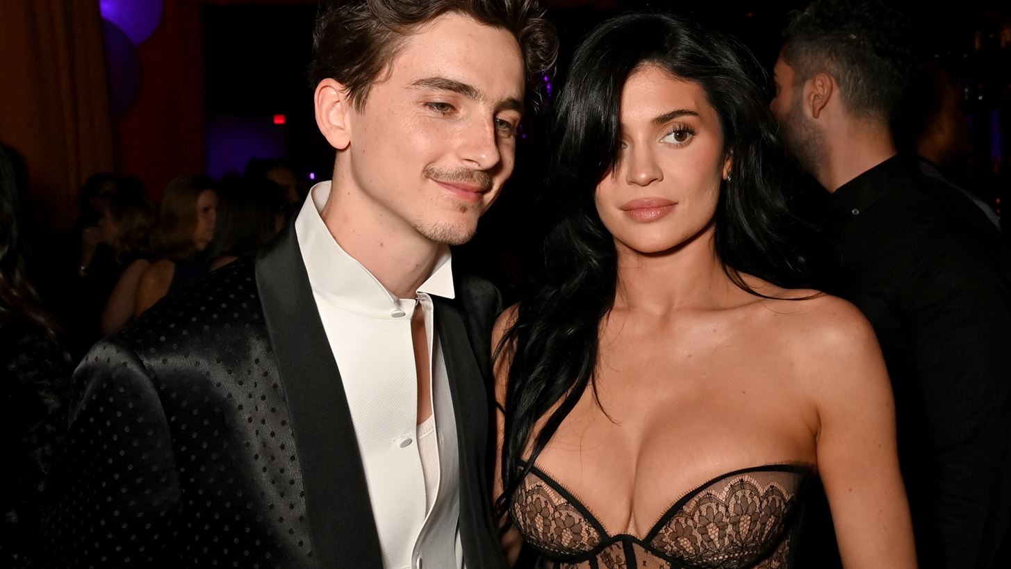 Timoth&#xE9;e Chalamet | &#x3A4;&#x3BF; &#x3C3;&#x3C7;&#x3CC;&#x3BB;&#x3B9;&#x3BF; &#x3C4;&#x3B7;&#x3C2; &#x3C0;&#x3C1;&#x3CE;&#x3B7;&#x3BD; &#x3C3;&#x3C5;&#x3BD;&#x3C4;&#x3C1;&#x3CC;&#x3C6;&#x3BF;&#x3C5; &#x3C4;&#x3BF;&#x3C5; &#x3B3;&#x3B9;&#x3B1; &#x3C4;&#x3B7; &#x3C3;&#x3C7;&#x3AD;&#x3C3;&#x3B7; &#x3C4;&#x3BF;&#x3C5; &#x3BC;&#x3B5; &#x3C4;&#x3B7;&#x3BD; Kylie Jenner