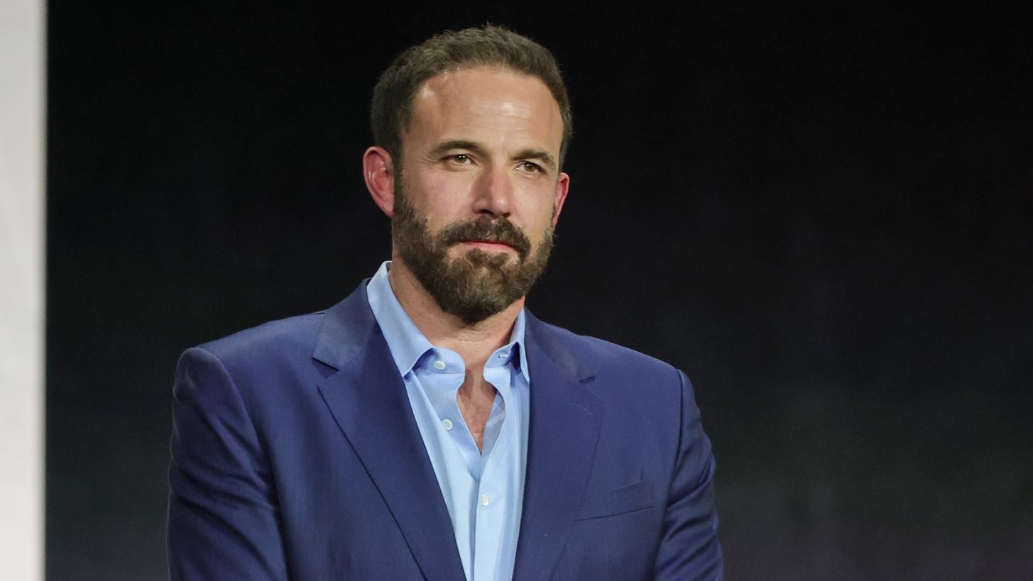 Ben Affleck | &#x395;&#x3C0;&#x3AD;&#x3C3;&#x3C4;&#x3C1;&#x3B5;&#x3C8;&#x3B5; &#x3C3;&#x3C4;&#x3B7;&#x3BD; &#x3B5;&#x3C6;&#x3B1;&#x3C1;&#x3BC;&#x3BF;&#x3B3;&#x3AE; &#x3B3;&#x3BD;&#x3C9;&#x3C1;&#x3B9;&#x3BC;&#x3B9;&#x3CE;&#x3BD; Raya &#x3BC;&#x3B5;&#x3C4;&#x3AC; &#x3C4;&#x3BF; &#x3B4;&#x3B9;&#x3B1;&#x3B6;&#x3CD;&#x3B3;&#x3B9;&#x3BF; &#x3BC;&#x3B5; &#x3C4;&#x3B7;&#x3BD; Jennifer Lopez