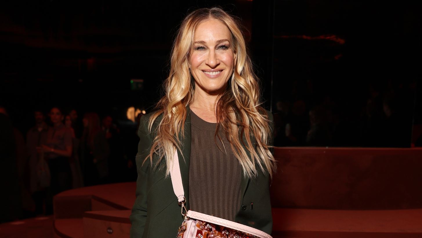 100 &#x3C7;&#x3C1;&#x3CC;&#x3BD;&#x3B9;&#x3B1; &#x3BF;&#x3AF;&#x3BA;&#x3BF;&#x3C2; Fendi | &#x397; Sarah Jessica Parker &#x3C0;&#x3B1;&#x3C1;&#x3B1;&#x3BA;&#x3BF;&#x3BB;&#x3BF;&#x3CD;&#x3B8;&#x3B7;&#x3C3;&#x3B5; &#x3C4;&#x3BF; show, &#x3BA;&#x3C1;&#x3B1;&#x3C4;&#x3CE;&#x3BD;&#x3C4;&#x3B1;&#x3C2; &#x3BC;&#x3AF;&#x3B1; baguette bag