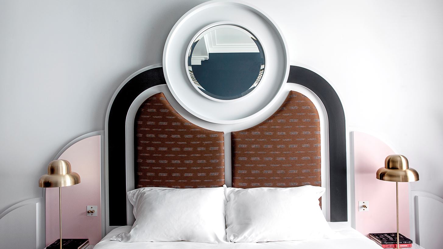 &#x397; Doroth&#xE9;e Meilichzon &#x3B5;&#x3AF;&#x3BD;&#x3B1;&#x3B9; &#x3B7; interior designer &#x3C4;&#x3C9;&#x3BD; &#x3BF;&#x3BD;&#x3B5;&#x3AF;&#x3C1;&#x3C9;&#x3BD; &#x3BC;&#x3B1;&#x3C2;