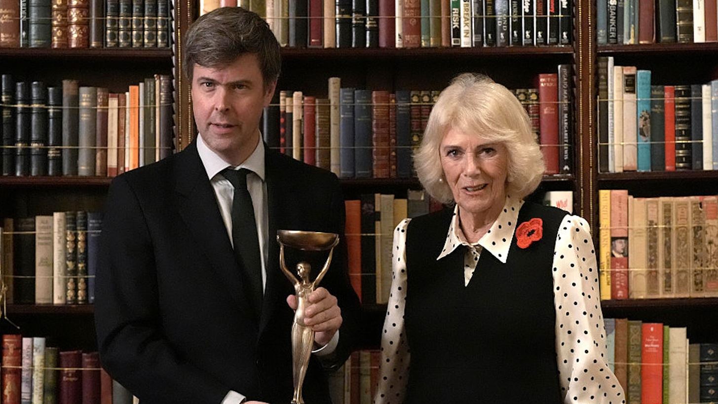 To Flesh &#x3C4;&#x3BF;&#x3C5; David Szalay  &#x3BA;&#x3AD;&#x3C1;&#x3B4;&#x3B9;&#x3C3;&#x3B5; &#x3C4;&#x3BF; &#x3B2;&#x3C1;&#x3B1;&#x3B2;&#x3B5;&#x3AF;&#x3BF; Booker 2025 | &#x3A0;&#x3CC;&#x3C4;&#x3B5; &#x3BA;&#x3C5;&#x3BA;&#x3BB;&#x3BF;&#x3C6;&#x3BF;&#x3C1;&#x3B5;&#x3AF; &#x3C3;&#x3C4;&#x3B7;&#x3BD; &#x395;&#x3BB;&#x3BB;&#x3AC;&#x3B4;&#x3B1;