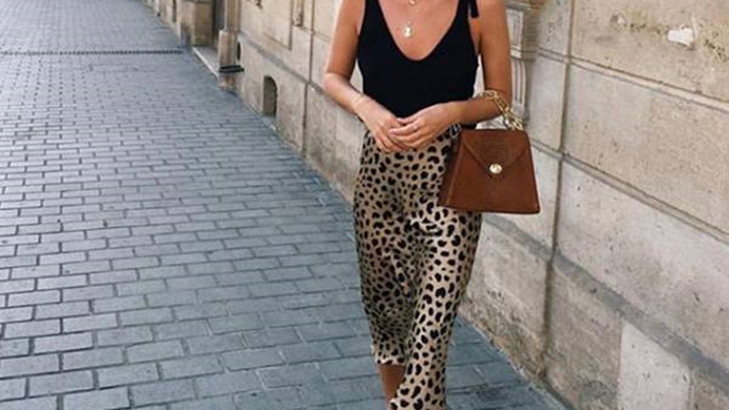 Animal print: &#x397; statement &#x3C6;&#x3BF;&#x3CD;&#x3C3;&#x3C4;&#x3B1; &#x3C0;&#x3BF;&#x3C5; &#x3BB;&#x3B1;&#x3C4;&#x3C1;&#x3B5;&#x3CD;&#x3BF;&#x3C5;&#x3BD; &#x3BF;&#x3B9; influencers