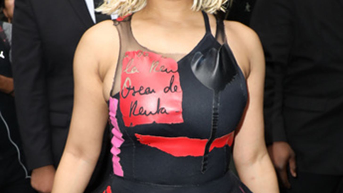 H Nicki Minaj &#x3B1;&#x3C0;&#x3BF;&#x3BA;&#x3AC;&#x3BB;&#x3C5;&#x3C8;&#x3B5; &#x3C4;&#x3BF; &#x3C6;&#x3CD;&#x3BB;&#x3BF; &#x3C4;&#x3BF;&#x3C5; &#x3BC;&#x3C9;&#x3C1;&#x3BF;&#x3CD; &#x3C0;&#x3BF;&#x3C5; &#x3B3;&#x3AD;&#x3BD;&#x3BD;&#x3B7;&#x3C3;&#x3B5; &#x3C0;&#x3C1;&#x3B9;&#x3BD; &#x3B1;&#x3C0;&#x3CC; &#x3B4;&#x3CD;&#x3BF; &#x3B5;&#x3B2;&#x3B4;&#x3BF;&#x3BC;&#x3AC;&#x3B4;&#x3B5;&#x3C2;