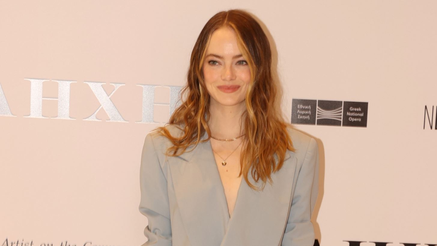 &#x3A4;&#x3BF; &#x3BD;&#x3AD;&#x3BF; &#x3BA;&#x3BF;&#x3CD;&#x3C1;&#x3B5;&#x3BC;&#x3B1; &#x3BA;&#x3B1;&#x3B9; &#x3C7;&#x3C1;&#x3CE;&#x3BC;&#x3B1; &#x3BC;&#x3B1;&#x3BB;&#x3BB;&#x3B9;&#x3CE;&#x3BD; &#x3C4;&#x3B7;&#x3C2; Emma Stone &#x3B5;&#x3AF;&#x3BD;&#x3B1;&#x3B9; &#x3CC;,&#x3C4;&#x3B9; &#x3C0;&#x3C1;&#x3AD;&#x3C0;&#x3B5;&#x3B9; &#x3B3;&#x3B9;&#x3B1; &#x3C4;&#x3B7; &#x3BC;&#x3B5;&#x3C4;&#x3AC;&#x3B2;&#x3B1;&#x3C3;&#x3B7; &#x3C3;&#x3C4;&#x3BF; &#x3C6;&#x3B8;&#x3B9;&#x3BD;&#x3CC;&#x3C0;&#x3C9;&#x3C1;&#x3BF;