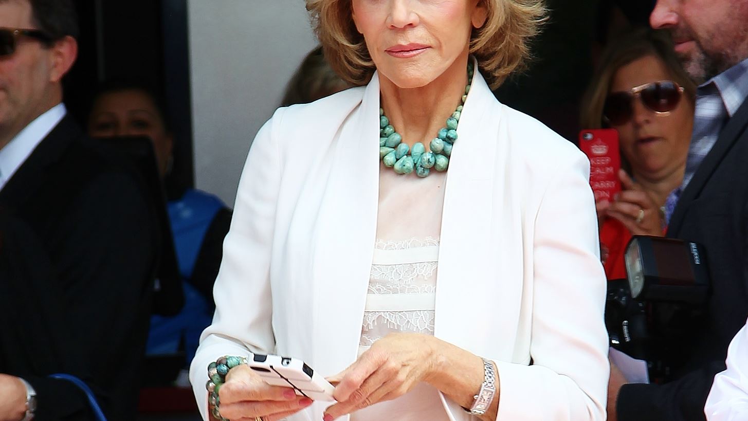 H Jane Fonda παραδέχεται ότι της "λύθηκαν τα γόνατα" μόλις είδε τον Tom Brady