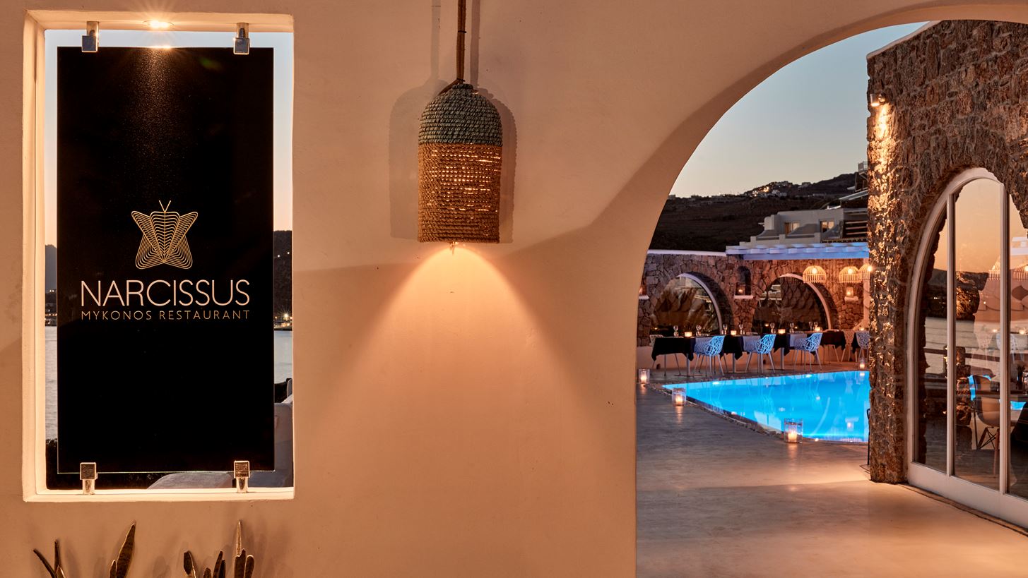 &#x396;&#x3AE;&#x3C3;&#x3B5; &#x3AD;&#x3BD;&#x3B1; &#x3B1;&#x3BE;&#x3AD;&#x3C7;&#x3B1;&#x3C3;&#x3C4;&#x3BF; &#x3BC;&#x3C5;&#x3BA;&#x3BF;&#x3BD;&#x3B9;&#x3AC;&#x3C4;&#x3B9;&#x3BA;&#x3BF; &#x3BA;&#x3B1;&#x3BB;&#x3BF;&#x3BA;&#x3B1;&#x3AF;&#x3C1;&#x3B9; &#x3C3;&#x3C4;&#x3BF; Kouros Hotel &amp; Suites