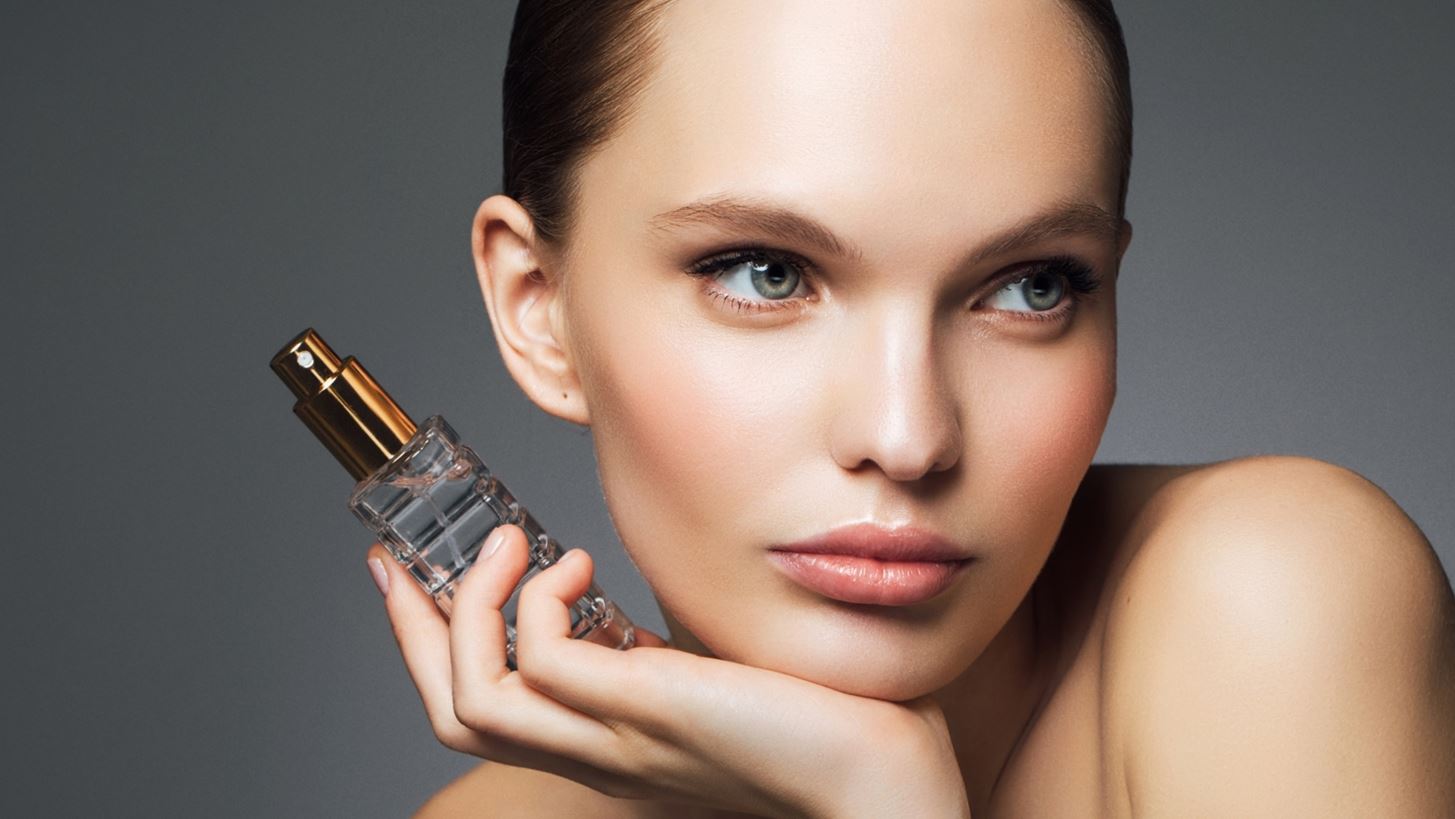 Το τολμηρό άρωμα που σε καλεί να γιορτάσεις την αυθεντικότητά σου