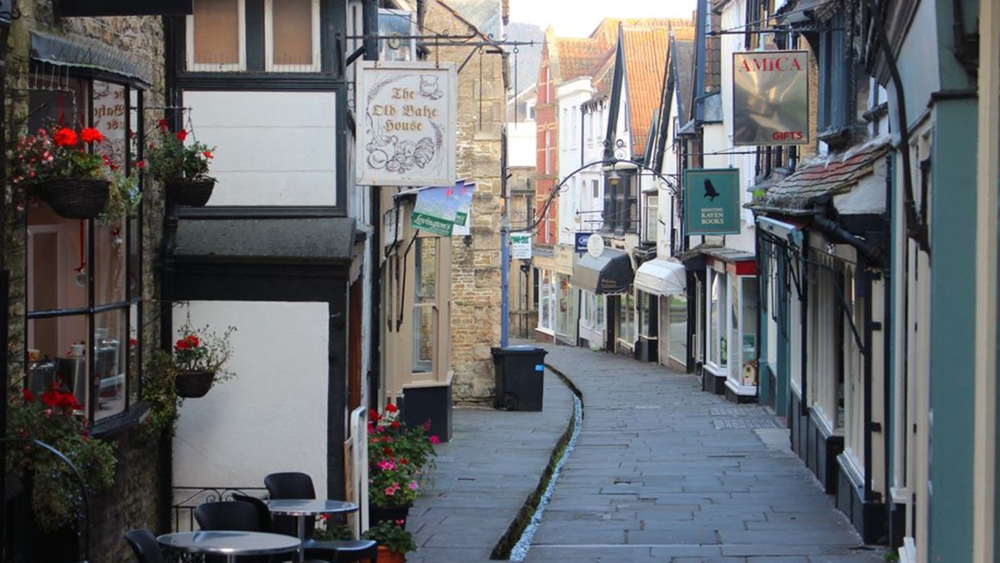 &#x391;&#x3C5;&#x3C4;&#x3AE; &#x3B5;&#x3AF;&#x3BD;&#x3B1;&#x3B9; &#x3BA;&#x3B1;&#x3B9; &#x3B5;&#x3C0;&#x3AF;&#x3C3;&#x3B7;&#x3BC;&#x3B1; &#x3B7; &#x3C0;&#x3B9;&#x3BF; stylish &#x3C0;&#x3CC;&#x3BB;&#x3B7; &#x3C4;&#x3B7;&#x3C2; &#x392;&#x3C1;&#x3B5;&#x3C4;&#x3B1;&#x3BD;&#x3AF;&#x3B1;&#x3C2;