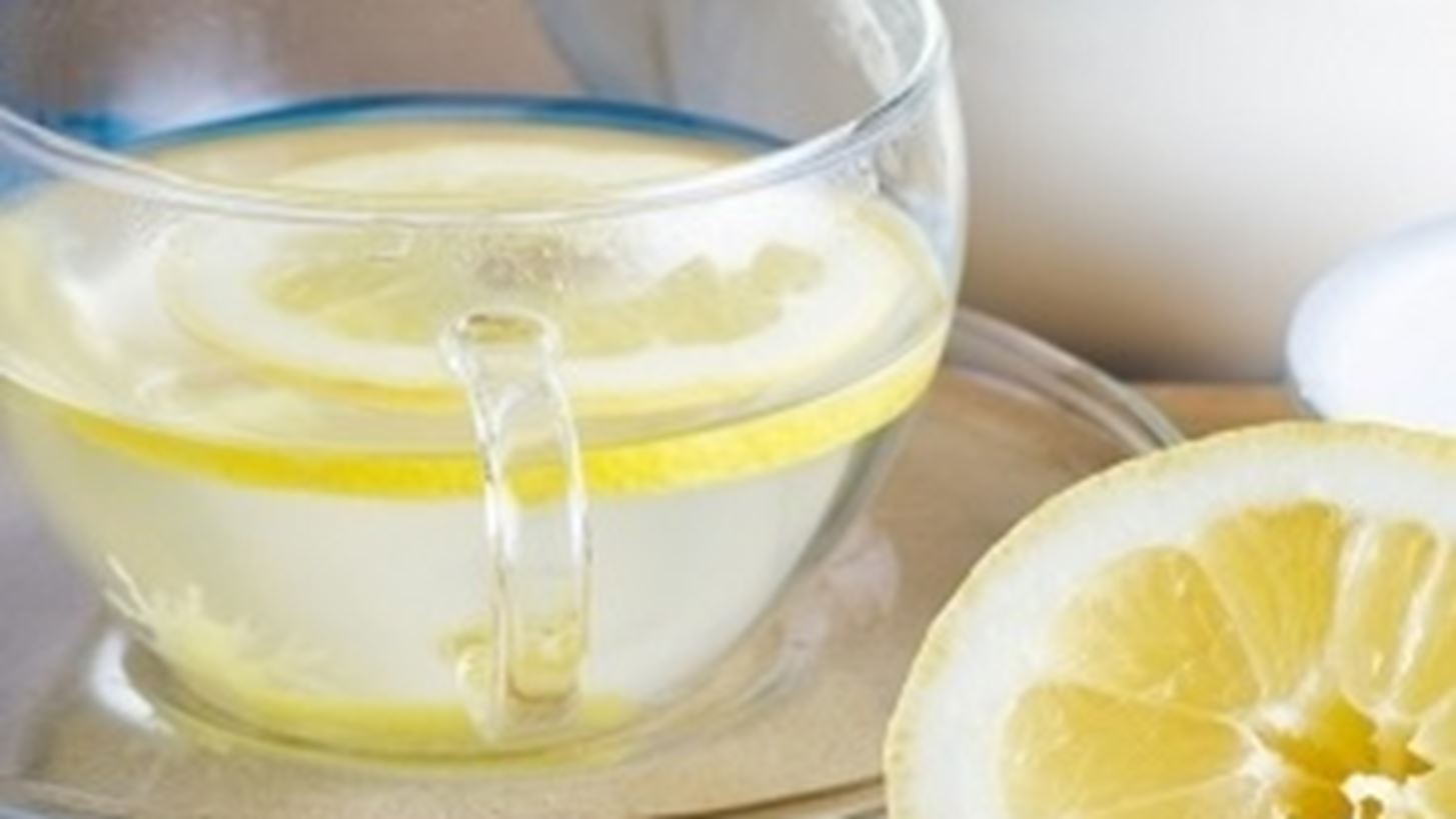 Ζεστό νερό με λεμόνι: μπορεί να σε αδυνατίσει;