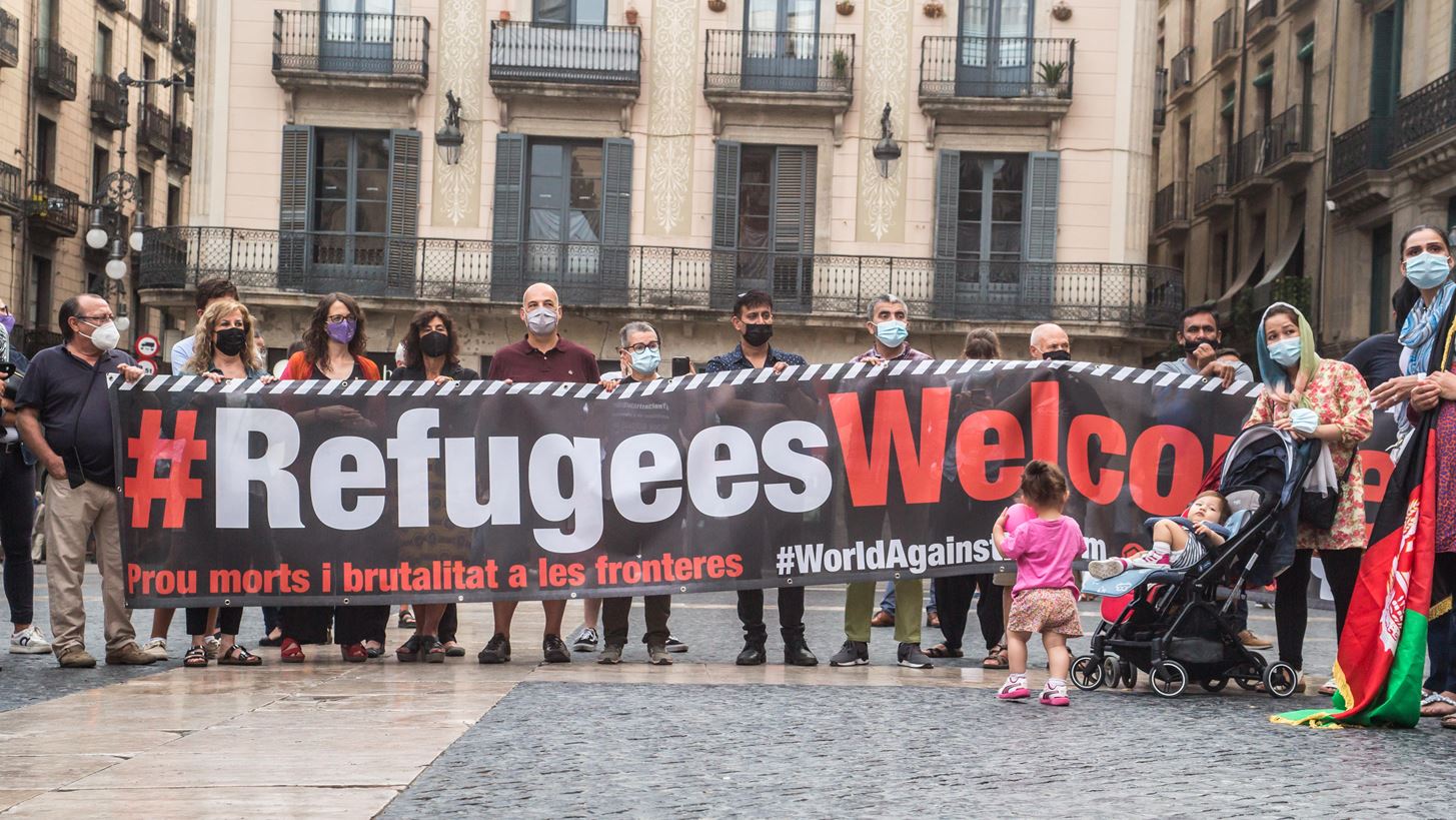 &#x392;&#x3AD;&#x3BB;&#x3B3;&#x3B9;&#x3BF; | &#x397; viral &#x3C6;&#x3C9;&#x3C4;&#x3BF;&#x3B3;&#x3C1;&#x3B1;&#x3C6;&#x3AF;&#x3B1; &#x3C4;&#x3B7;&#x3C2; &#x3BC;&#x3B9;&#x3BA;&#x3C1;&#x3AE;&#x3C2; &#x391;&#x3C6;&#x3B3;&#x3B1;&#x3BD;&#x3AE;&#x3C2; &#x3C0;&#x3BF;&#x3C5; &#x3C7;&#x3BF;&#x3C1;&#x3BF;&#x3C0;&#x3B7;&#x3B4;&#x3AC; &#x3C7;&#x3B1;&#x3BC;&#x3BF;&#x3B3;&#x3B5;&#x3BB;&#x3B1;&#x3C3;&#x3C4;&#x3AE;