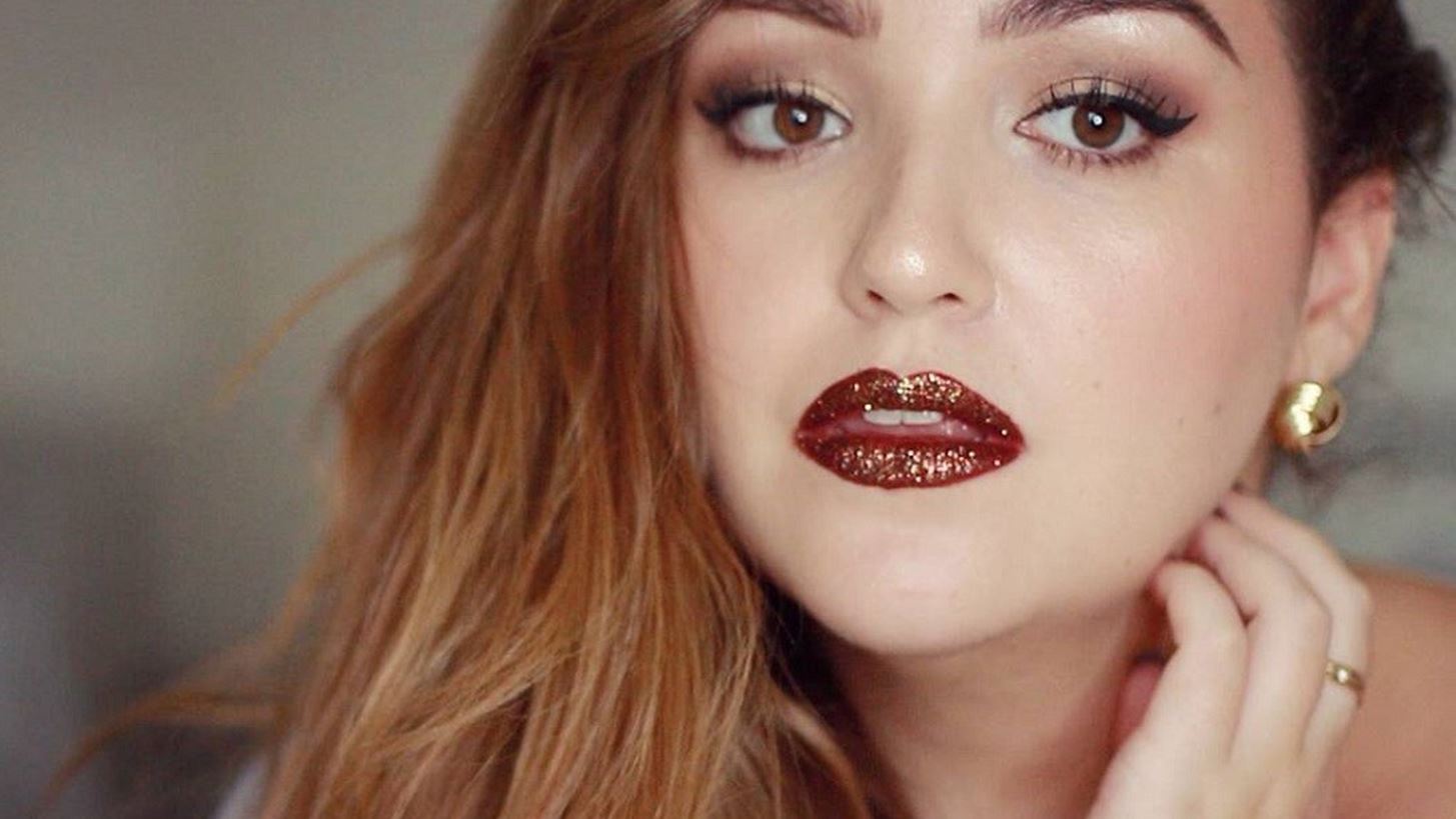 Glitter Lips | &#x391;&#x3BD; &#x3B4;&#x3BF;&#x3BA;&#x3B9;&#x3BC;&#x3AC;&#x3C3;&#x3B5;&#x3B9;&#x3C2; &#x3BC;&#x3AF;&#x3B1; &#x3C4;&#x3AC;&#x3C3;&#x3B7; &#x3C3;&#x3C4;&#x3B9;&#x3C2; &#x3B3;&#x3B9;&#x3BF;&#x3C1;&#x3C4;&#x3AD;&#x3C2;, &#x3B1;&#x3C2; &#x3B5;&#x3AF;&#x3BD;&#x3B1;&#x3B9; &#x3B1;&#x3C5;&#x3C4;&#x3AE;!