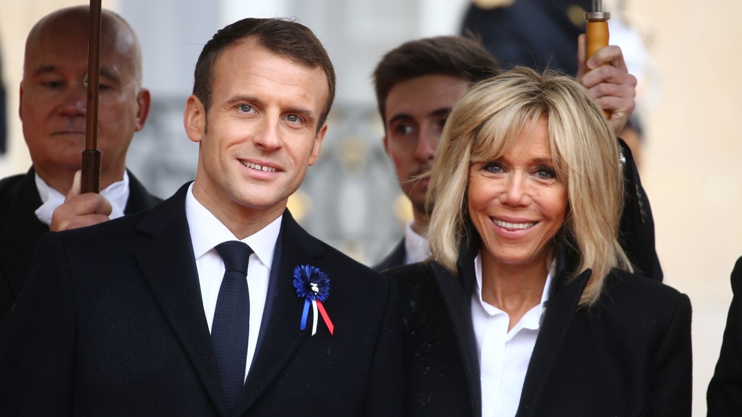 Brigitte Macron | &#x38C;&#x3BB;&#x3B5;&#x3C2; &#x3BF;&#x3B9; &#x3B5;&#x3BC;&#x3C6;&#x3B1;&#x3BD;&#x3AF;&#x3C3;&#x3B5;&#x3B9;&#x3C2; &#x3C4;&#x3B7;&#x3C2; &#x3C3;&#x3C4;&#x3B7; &#x3A3;&#x3CD;&#x3BD;&#x3BF;&#x3B4;&#x3BF; G7