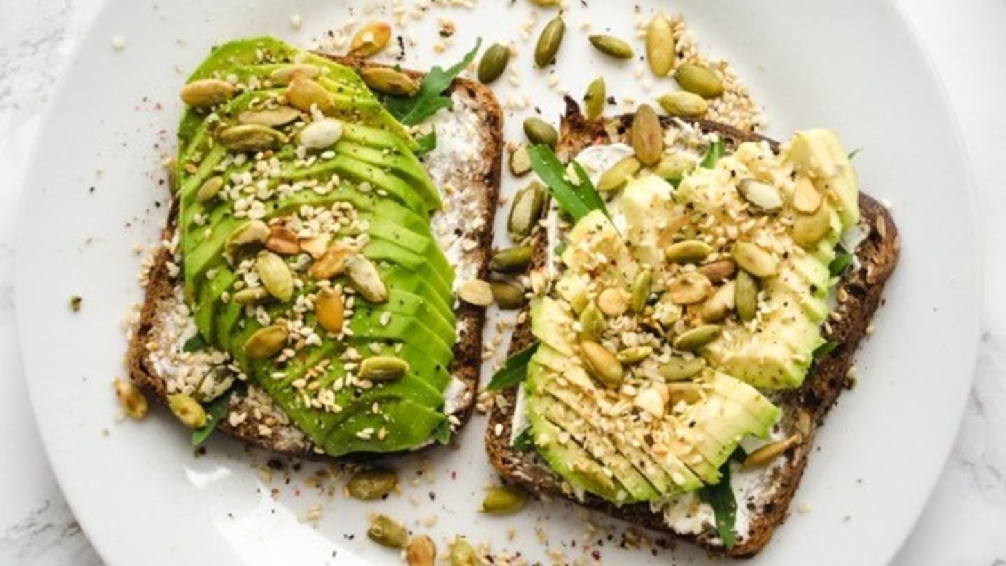 8 ιδέες για υγιεινό πρωινό που μπορείς να ετοιμάσεις από το βράδυ