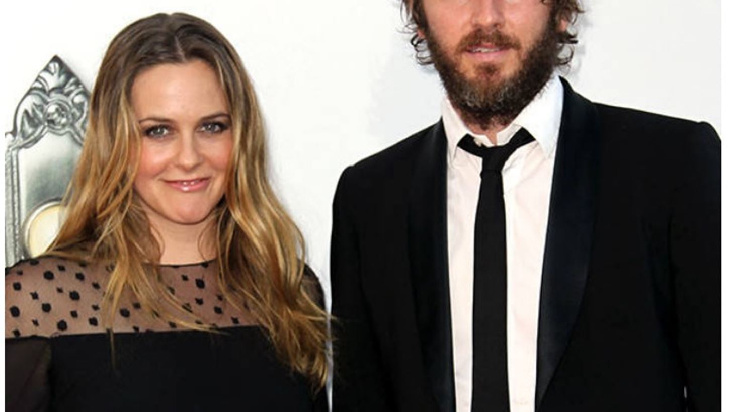 Alicia Silverstone &#x2013; Christopher Jarecki | &#x3A7;&#x3CE;&#x3C1;&#x3B9;&#x3C3;&#x3B1;&#x3BD; &#x3BC;&#x3B5;&#x3C4;&#x3AC; &#x3B1;&#x3C0;&#x3CC; 20 &#x3C7;&#x3C1;&#x3CC;&#x3BD;&#x3B9;&#x3B1;!