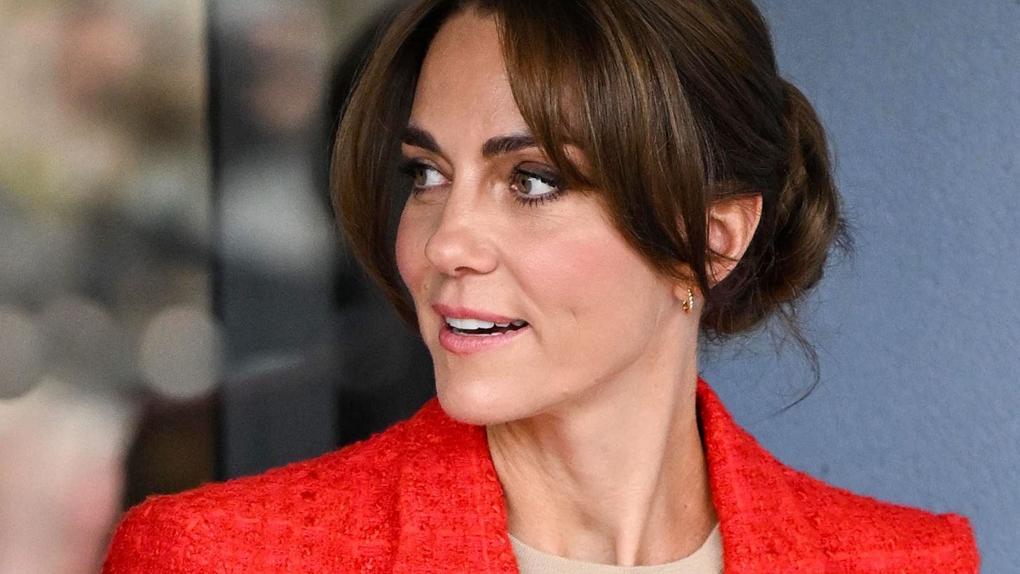 &#x3A4;&#x3BF; chic &#x3C7;&#x3C4;&#x3AD;&#x3BD;&#x3B9;&#x3C3;&#x3BC;&#x3B1; &#x3C4;&#x3B7;&#x3C2; Kate Middleton &#x3BA;&#x3BF;&#x3BB;&#x3B1;&#x3BA;&#x3B5;&#x3CD;&#x3B5;&#x3B9; &#x3C4;&#x3B9;&#x3C2; &#x3B3;&#x3C5;&#x3BD;&#x3B1;&#x3AF;&#x3BA;&#x3B5;&#x3C2; &#x3CC;&#x3BB;&#x3C9;&#x3BD; &#x3C4;&#x3C9;&#x3BD; &#x3B7;&#x3BB;&#x3B9;&#x3BA;&#x3B9;&#x3CE;&#x3BD;