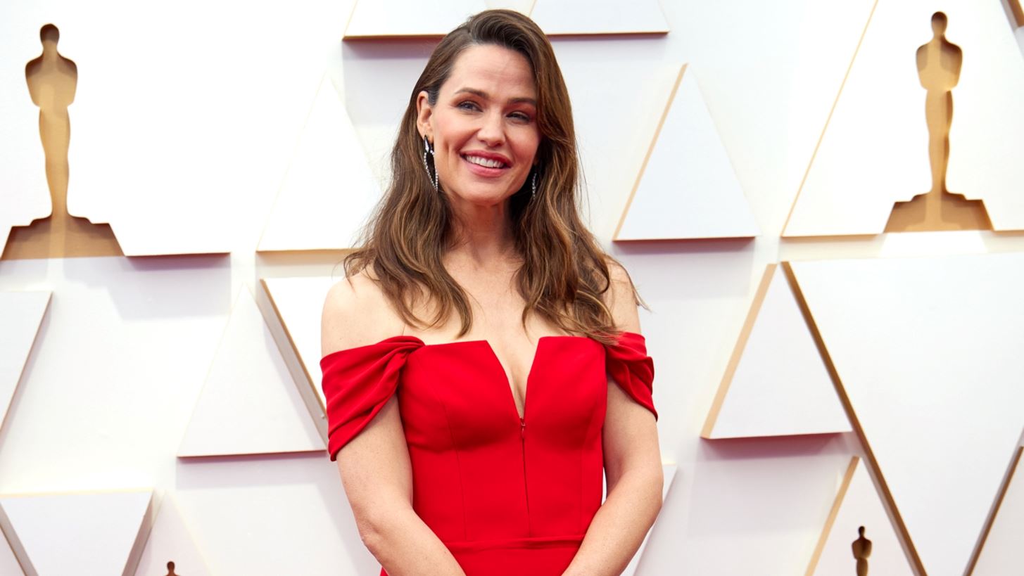 Jennifer Garner | &#x39F; &#x3BB;&#x3CC;&#x3B3;&#x3BF;&#x3C2; &#x3C0;&#x3BF;&#x3C5; &#x3B4;&#x3B5;&#x3BD; &#x3AD;&#x3C7;&#x3B5;&#x3B9; &#x3C0;&#x3AC;&#x3B5;&#x3B9; &#x3BE;&#x3B1;&#x3BD;&#x3AC; &#x3C3;&#x3C4;&#x3BF; Met Gala &#x3BC;&#x3B5;&#x3C4;&#x3AC; &#x3C4;&#x3B7;&#x3BD; &#x3B5;&#x3BC;&#x3C6;&#x3AC;&#x3BD;&#x3B9;&#x3C3;&#x3AE; &#x3C4;&#x3B7;&#x3C2; &#x3C4;&#x3BF; 2007