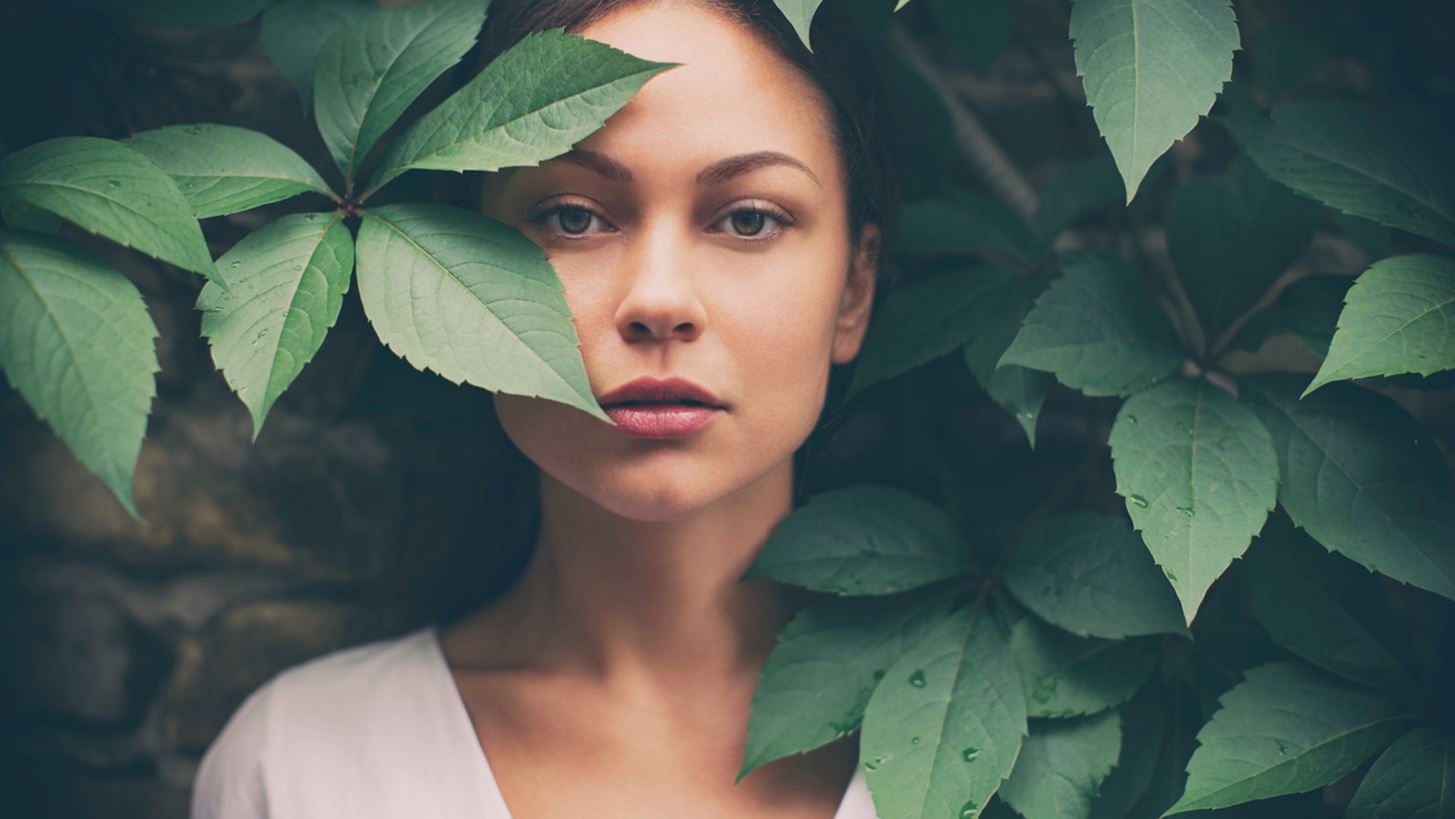 Clean beauty | &#x3A4;&#x3B1; &quot;&#x3BA;&#x3B1;&#x3B8;&#x3B1;&#x3C1;&#x3AC;&quot; &#x3C0;&#x3C1;&#x3BF;&#x3CA;&#x3CC;&#x3BD;&#x3C4;&#x3B1; &#x3C0;&#x3BF;&#x3C5; &#x3C3;&#x3AD;&#x3B2;&#x3BF;&#x3BD;&#x3C4;&#x3B1;&#x3B9; &#x3C4;&#x3B7; &#x3C6;&#x3CD;&#x3C3;&#x3B7; &#x3BA;&#x3B1;&#x3B9; &#x3C4;&#x3B7;&#x3BD; &#x3C5;&#x3B3;&#x3B5;&#x3AF;&#x3B1; &#x3C3;&#x3BF;&#x3C5;