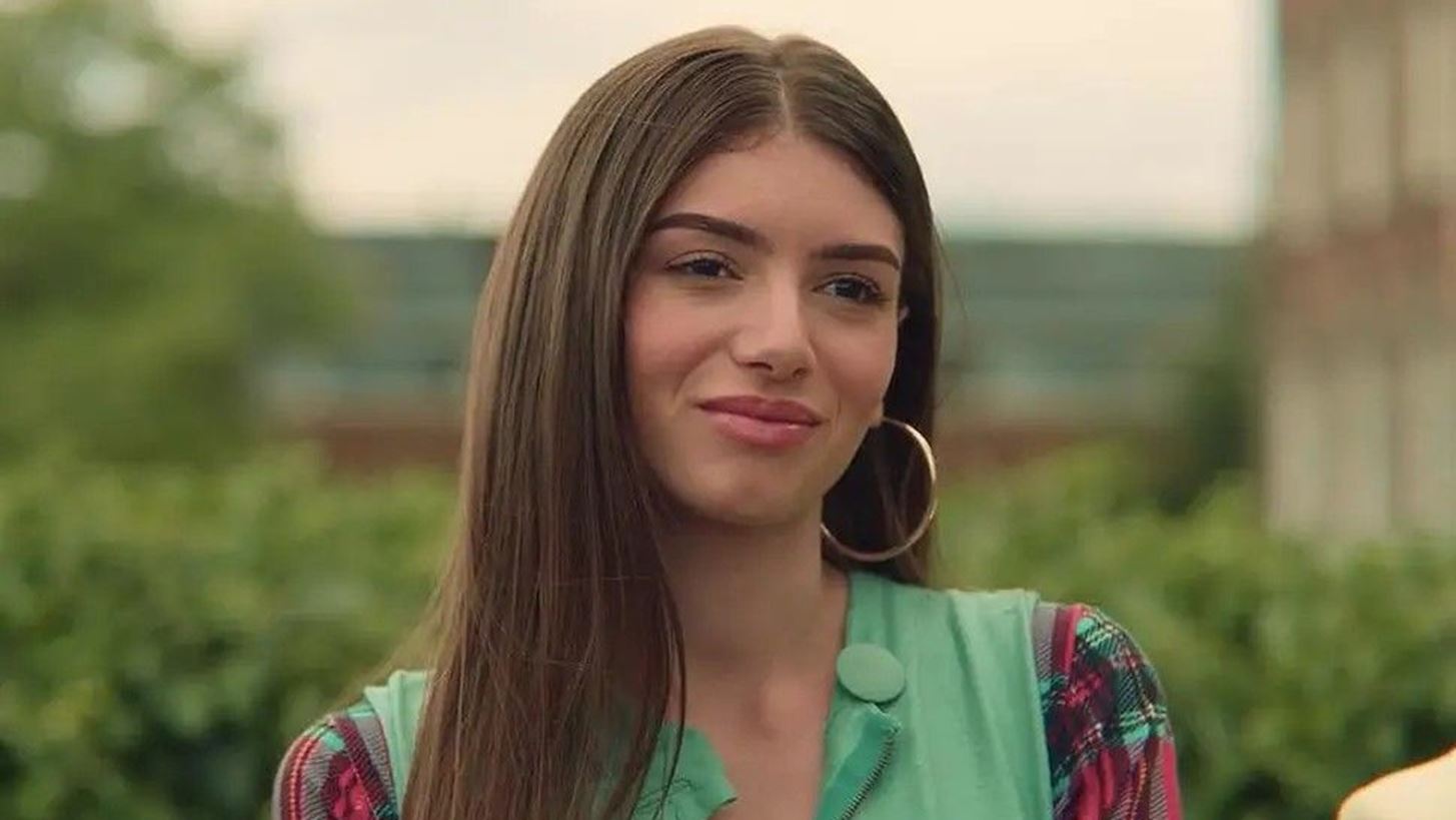 Mimi Keene | &#x3A0;&#x3BF;&#x3B9;&#x3B1; &#x3B5;&#x3AF;&#x3BD;&#x3B1;&#x3B9; &#x3B7; 23&#x3C7;&#x3C1;&#x3BF;&#x3BD;&#x3B7; &#x3B7;&#x3B8;&#x3BF;&#x3C0;&#x3BF;&#x3B9;&#x3CC;&#x3C2; &#x3B3;&#x3B9;&#x3B1; &#x3C4;&#x3B7;&#x3BD; &#x3BF;&#x3C0;&#x3BF;&#x3AF;&#x3B1; &#x3BC;&#x3B9;&#x3BB;&#x3BF;&#x3CD;&#x3BD; &#x3CC;&#x3BB;&#x3BF;&#x3B9;