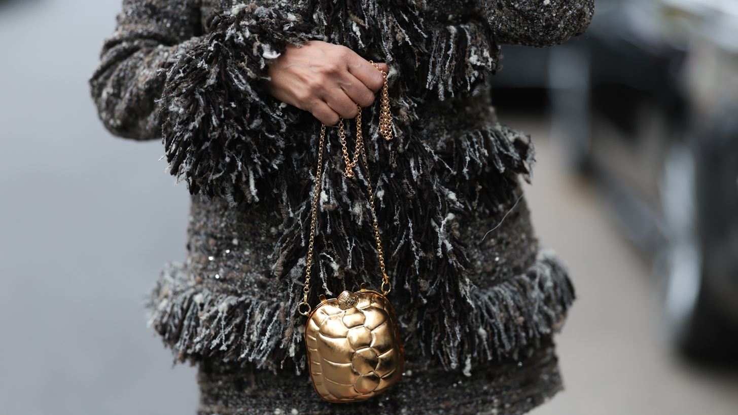 &#x397; &#x3C4;&#x3C3;&#x3AC;&#x3BD;&#x3C4;&#x3B1; &#x3B1;&#x3C0;&#x3CC; &#x3C4;&#x3B7; Mango &#x3C0;&#x3BF;&#x3C5; &#x3B8;&#x3B1; &#x3BA;&#x3C1;&#x3B1;&#x3C4;&#x3AE;&#x3C3;&#x3B5;&#x3B9;&#x3C2; &#x3B1;&#x3C5;&#x3C4;&#x3AD;&#x3C2; &#x3C4;&#x3B9;&#x3C2; &#x3B3;&#x3B9;&#x3BF;&#x3C1;&#x3C4;&#x3AD;&#x3C2;