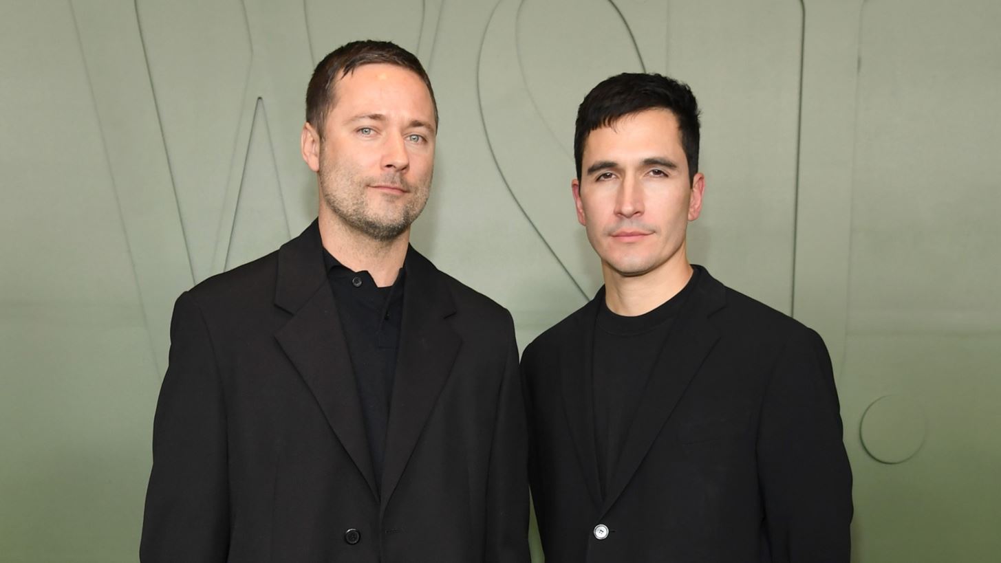 Proenza Schouler | &#x39F; Jack McCollough &#x3BA;&#x3B1;&#x3B9; &#x3BF; Lazaro Hernandez &#x3B1;&#x3C0;&#x3BF;&#x3C7;&#x3C9;&#x3C1;&#x3BF;&#x3CD;&#x3BD; &#x3B1;&#x3C0;&#x3CC; &#x3C4;&#x3BF; brand &#x3C4;&#x3BF;&#x3C5;&#x3C2;