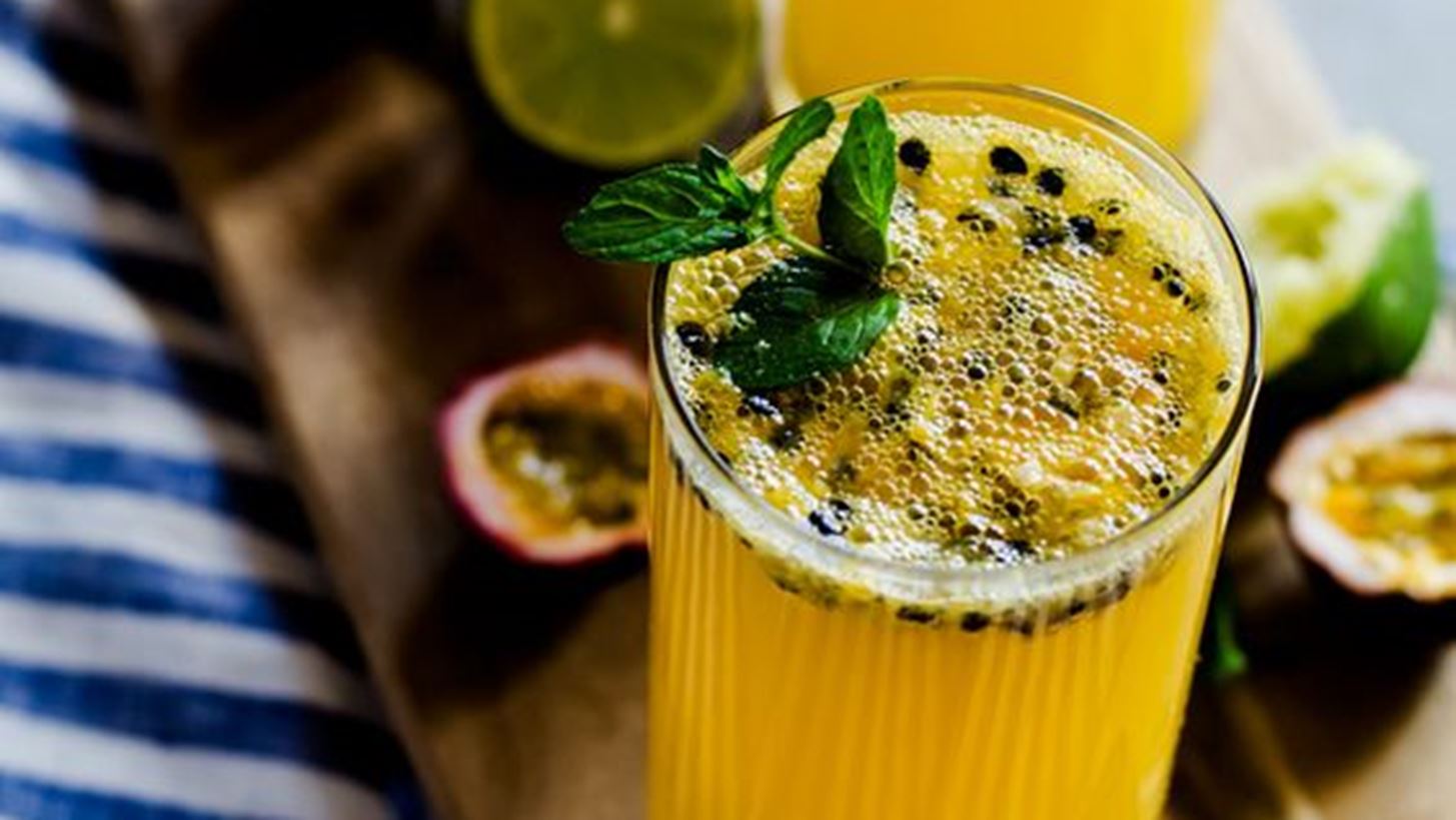 &#x3A4;&#x3B1; &#x3BA;&#x3B1;&#x3BB;&#x3CD;&#x3C4;&#x3B5;&#x3C1;&#x3B1; &#x3C6;&#x3B5;&#x3C4;&#x3B9;&#x3BD;&#x3AC; cocktails &#x3B1;&#x3C0;&#x3CC; &#x3C4;&#x3BF;&#x3C5;&#x3C2; &#x3BA;&#x3BF;&#x3C1;&#x3C5;&#x3C6;&#x3B1;&#x3AF;&#x3BF;&#x3C5;&#x3C2; bartenders &#x3C4;&#x3B7;&#x3C2; &#x391;&#x3BC;&#x3B5;&#x3C1;&#x3B9;&#x3BA;&#x3AE;&#x3C2;