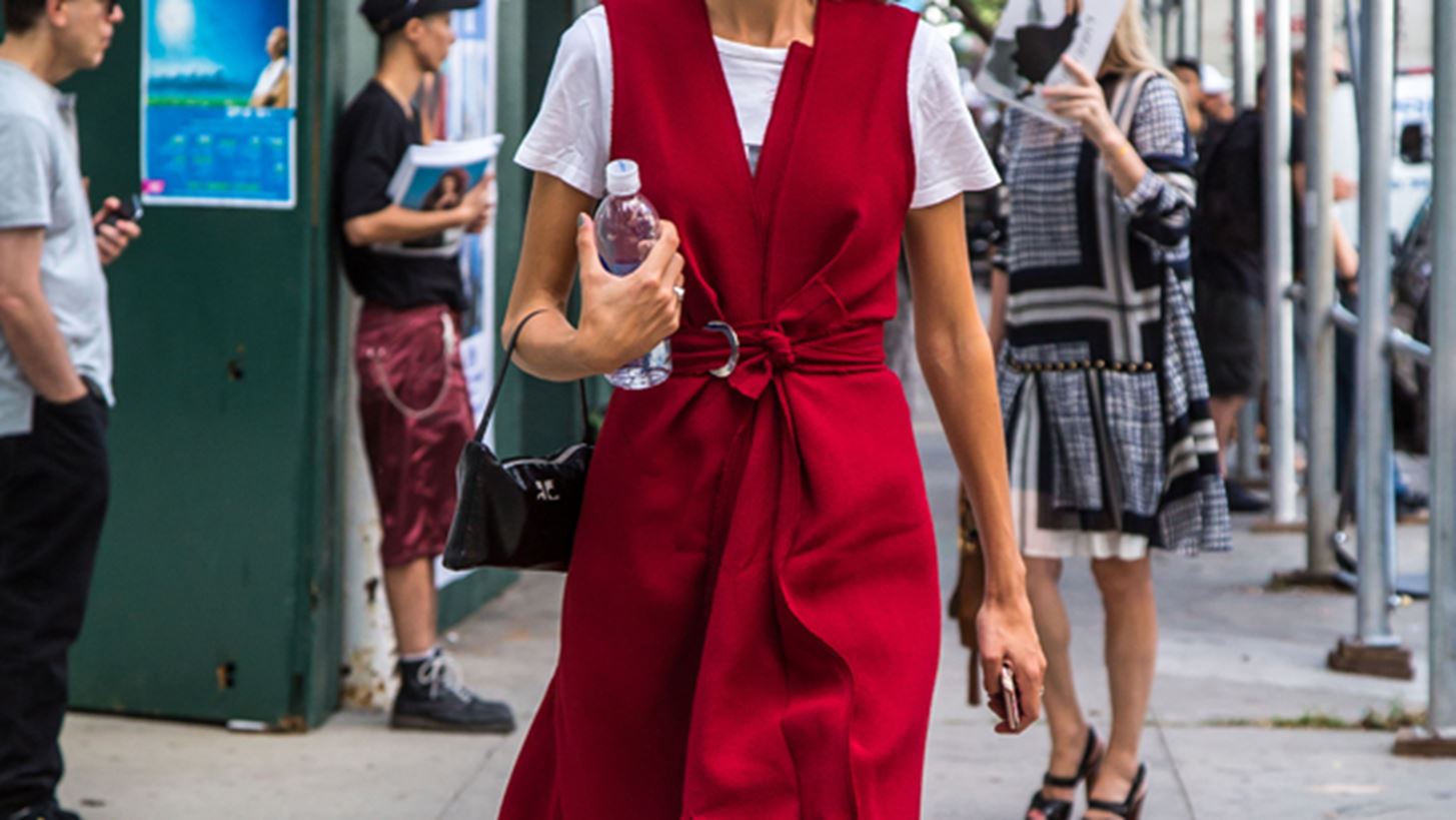 WOW! &#x3A4;&#x3BF; &#x3B5;&#x3C0;&#x3B9;&#x3BA;&#x3CC; outfit &#x3C4;&#x3B7;&#x3C2; Alexa Chung &#x3C0;&#x3BF;&#x3C5; &#x3B8;&#x3B1; &#x3B1;&#x3BD;&#x3C4;&#x3B9;&#x3B3;&#x3C1;&#x3AC;&#x3C8;&#x3BF;&#x3C5;&#x3BC;&#x3B5;!