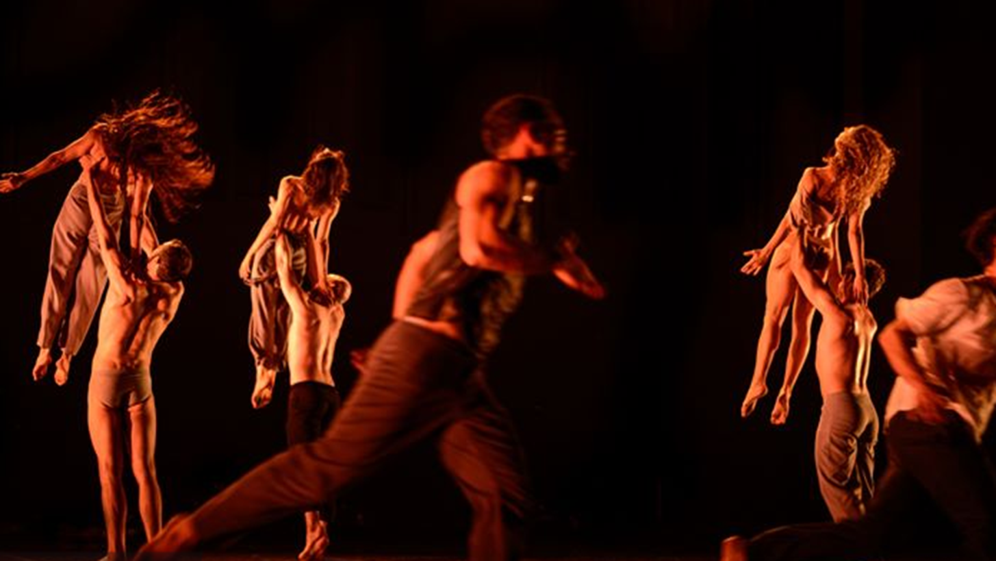 &#x3A4;&#x3BF; 10&#x3BF; Spring Forward &#x3BA;&#x3AC;&#x3BD;&#x3B5;&#x3B9; &#x3C4;&#x3B7;&#x3BD; &#x395;&#x3BB;&#x3B5;&#x3C5;&#x3C3;&#x3AF;&#x3BD;&#x3B1; &#x3C7;&#x3BF;&#x3C1;&#x3B5;&#x3C5;&#x3C4;&#x3B9;&#x3BA;&#x3CC; hot spot &#x3C4;&#x3B7;&#x3C2; &#x395;&#x3C5;&#x3C1;&#x3CE;&#x3C0;&#x3B7;&#x3C2;