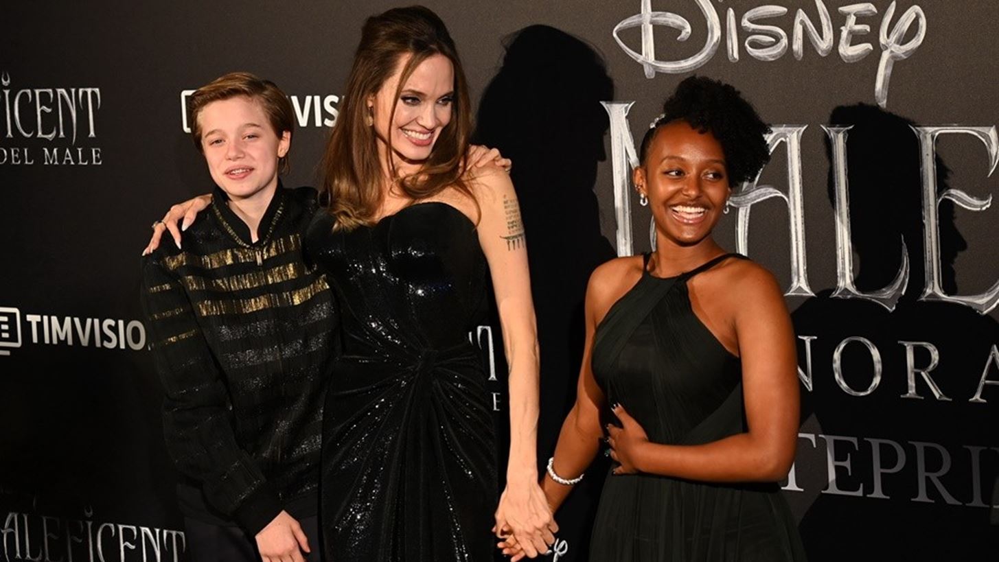 &#x397; 14&#x3C7;&#x3C1;&#x3BF;&#x3BD;&#x3B7; &#x3BA;&#x3CC;&#x3C1;&#x3B7; &#x3C4;&#x3B7;&#x3C2; Angelina Jolie &#x3B5;&#x3AF;&#x3BD;&#x3B1;&#x3B9; &#x3C3;&#x3C7;&#x3B5;&#x3B4;&#x3B9;&#x3AC;&#x3C3;&#x3C4;&#x3C1;&#x3B9;&#x3B1; &#x3BA;&#x3BF;&#x3C3;&#x3BC;&#x3B7;&#x3BC;&#x3AC;&#x3C4;&#x3C9;&#x3BD;