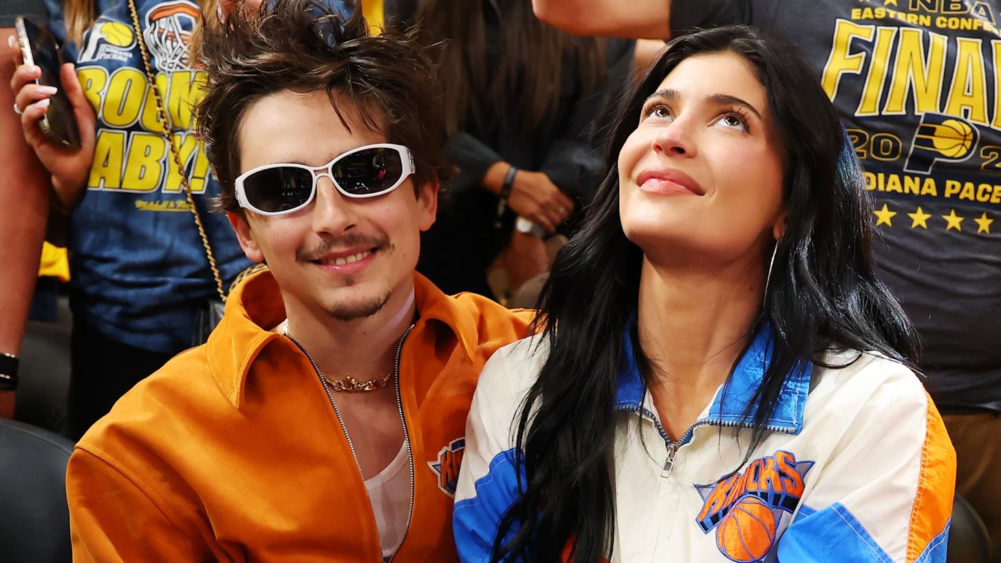 Kylie Jenner| &#x3A0;&#x3CE;&#x3C2; &#x3BC;&#x3B9;&#x3B1; &#x3B1;&#x3B8;&#x3CE;&#x3B1; &#x3C7;&#x3B5;&#x3B9;&#x3C1;&#x3BF;&#x3BD;&#x3BF;&#x3BC;&#x3AF;&#x3B1; &#x3C4;&#x3B7;&#x3C2; &#x3C0;&#x3C1;&#x3BF;&#x3C2; &#x3C4;&#x3BF;&#x3BD; Timoth&#xE9;e Chalamet &#x3C6;&#x3BF;&#x3CD;&#x3BD;&#x3C4;&#x3C9;&#x3C3;&#x3B5; &#x3C4;&#x3B9;&#x3C2; &#x3C6;&#x3AE;&#x3BC;&#x3B5;&#x3C2; &#x3B3;&#x3B9;&#x3B1; &#x3B3;&#x3AC;&#x3BC;&#x3BF;;