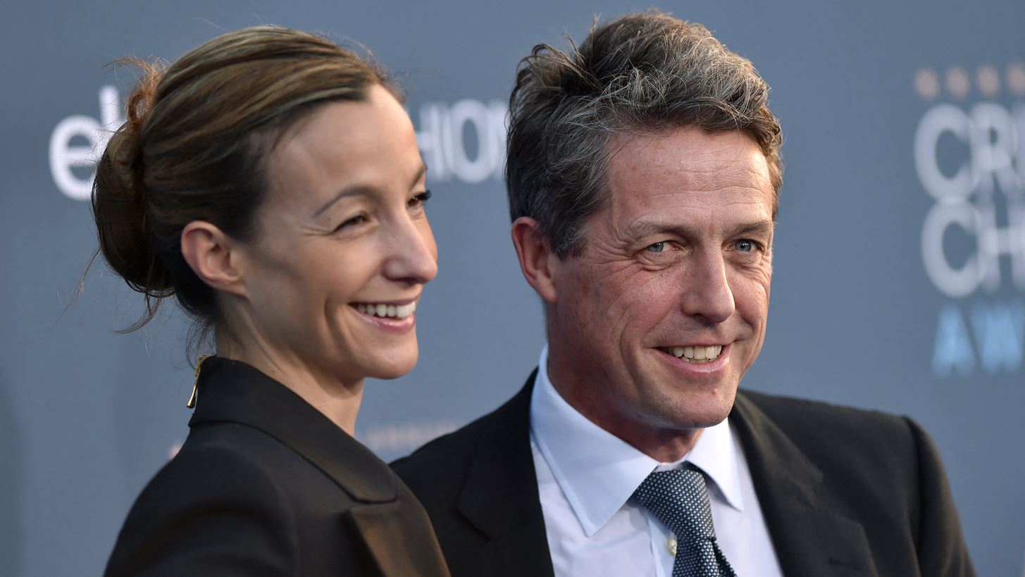 &#x39F; Hugh Grant &#x3BB;&#x3AD;&#x3B5;&#x3B9; &#x3CC;&#x3C4;&#x3B9; &#x3C4;&#x3B1; &#x3BA;&#x3B9;&#x3BD;&#x3B7;&#x3C4;&#x3AC; &#x3C4;&#x3B7;&#x3BB;&#x3AD;&#x3C6;&#x3C9;&#x3BD;&#x3B1; &quot;&#x3BC;&#x3B1;&#x3C2; &#x3C3;&#x3BA;&#x3BF;&#x3C4;&#x3CE;&#x3BD;&#x3BF;&#x3C5;&#x3BD;&quot;