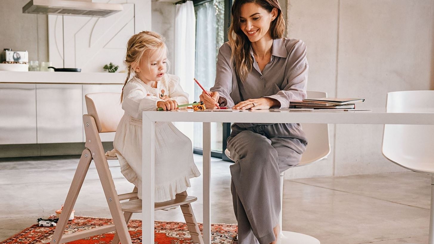 Cybex Click &amp; Fold | &#x397; &#x3C3;&#x3CD;&#x3B3;&#x3C7;&#x3C1;&#x3BF;&#x3BD;&#x3B7; &#x3BA;&#x3B1;&#x3C1;&#x3AD;&#x3BA;&#x3BB;&#x3B1; &#x3C6;&#x3B1;&#x3B3;&#x3B7;&#x3C4;&#x3BF;&#x3CD; &#x3B3;&#x3B9;&#x3B1; &#x3B3;&#x3BF;&#x3BD;&#x3B5;&#x3AF;&#x3C2; &#x3BC;&#x3B5; &#x3C5;&#x3C8;&#x3B7;&#x3BB;&#x3AD;&#x3C2; &#x3B1;&#x3C0;&#x3B1;&#x3B9;&#x3C4;&#x3AE;&#x3C3;&#x3B5;&#x3B9;&#x3C2; &#x3C3;&#x3B5; &#x3BD;&#x3AD;&#x3BF; &#x3C7;&#x3C1;&#x3CE;&#x3BC;&#x3B1;