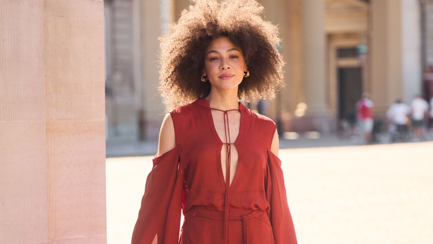 10 looks &#x3C0;&#x3BF;&#x3C5; &#x3B1;&#x3C0;&#x3BF;&#x3B4;&#x3B5;&#x3B9;&#x3BA;&#x3BD;&#x3CD;&#x3BF;&#x3C5;&#x3BD; &#x3C0;&#x3C9;&#x3C2; &#x3AD;&#x3BD;&#x3B1; &#x3BA;&#x3B1;&#x3BB;&#x3BF;&#x3BA;&#x3B1;&#x3B9;&#x3C1;&#x3B9;&#x3BD;&#x3CC; &#x3C6;&#x3CC;&#x3C1;&#x3B5;&#x3BC;&#x3B1; &#x3B5;&#x3AF;&#x3BD;&#x3B1;&#x3B9; &#x3C0;&#x3AC;&#x3BD;&#x3C4;&#x3B1; &#x3B1;&#x3C1;&#x3BA;&#x3B5;&#x3C4;&#x3CC; &#x3B3;&#x3B9;&#x3B1; &#x3BD;&#x3B1; &#x3BD;&#x3C4;&#x3C5;&#x3B8;&#x3B5;&#x3AF;&#x3C2; &#x3BA;&#x3BF;&#x3BC;&#x3C8;&#x3AC;