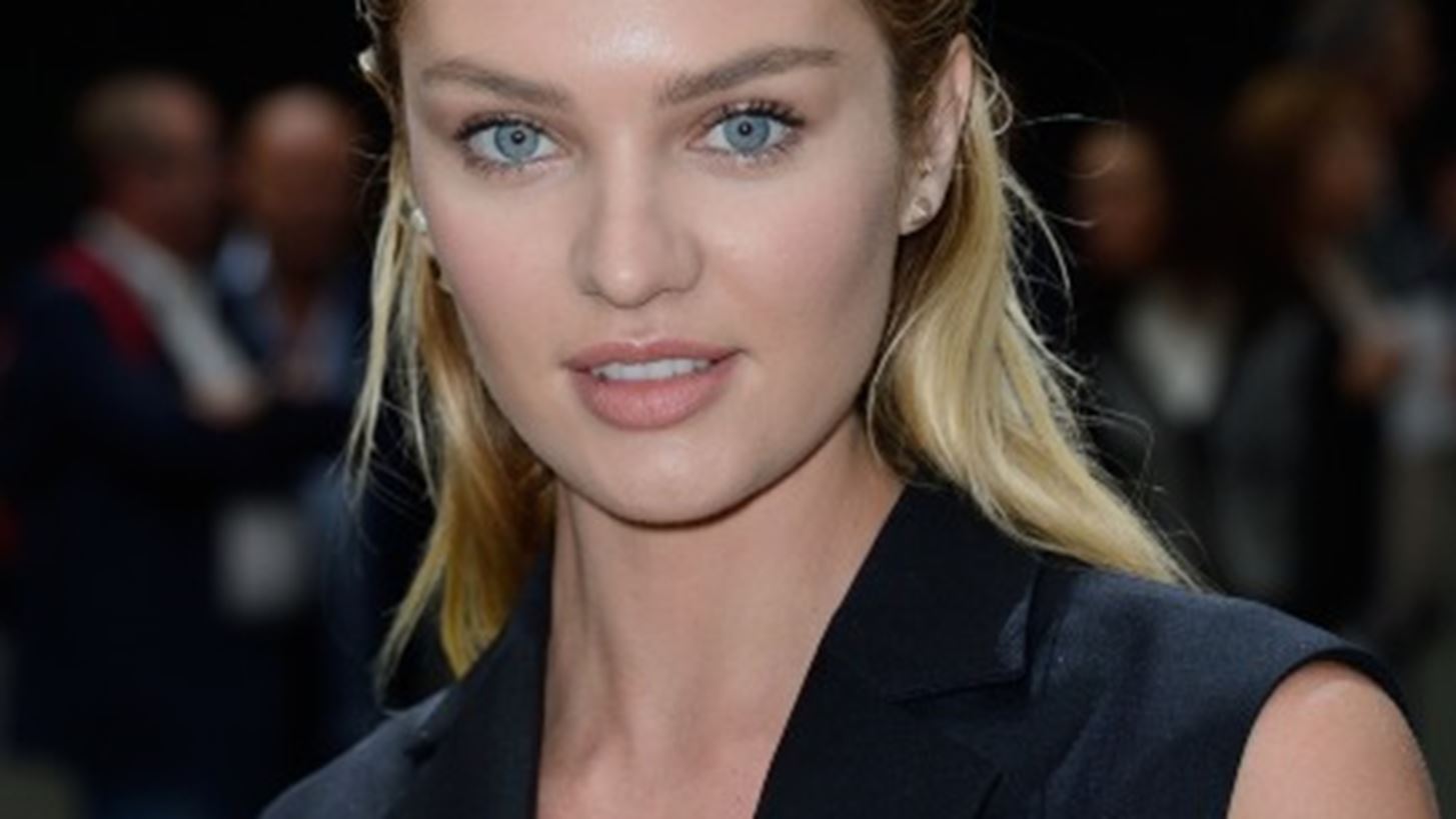 &#x397; Candice Swanepoel &#x3C4;&#x3AC;&#x3C3;&#x3C3;&#x3B5;&#x3C4;&#x3B1;&#x3B9; &#x3C5;&#x3C0;&#x3AD;&#x3C1; &#x3C4;&#x3BF;&#x3C5; &#x3B8;&#x3B7;&#x3BB;&#x3B1;&#x3C3;&#x3BC;&#x3BF;&#x3CD; &#x3C3;&#x3C4;&#x3BF;&#x3C5;&#x3C2; &#x3B4;&#x3B7;&#x3BC;&#x3CC;&#x3C3;&#x3B9;&#x3BF;&#x3C5;&#x3C2; &#x3C7;&#x3CE;&#x3C1;&#x3BF;&#x3C5;&#x3C2;