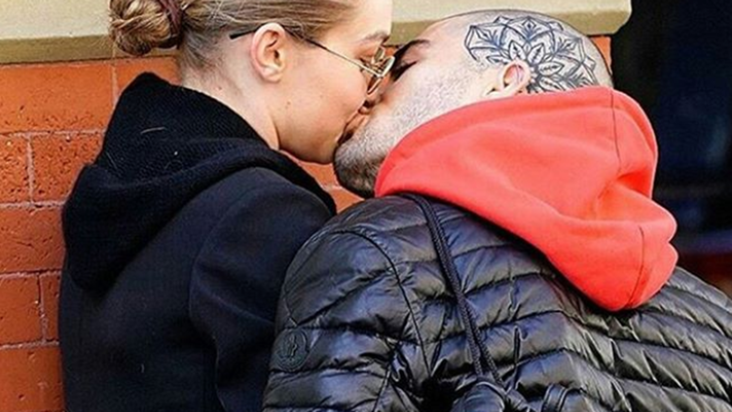 Gigi Hadid &#x2013; Zayn Malik | H &#x3B5;&#x3C0;&#x3B1;&#x3BD;&#x3B1;&#x3C3;&#x3CD;&#x3BD;&#x3B4;&#x3B5;&#x3C3;&#x3B7; &#x3B5;&#x3AF;&#x3BD;&#x3B1;&#x3B9; &#x3B3;&#x3B5;&#x3B3;&#x3BF;&#x3BD;&#x3CC;&#x3C2;!