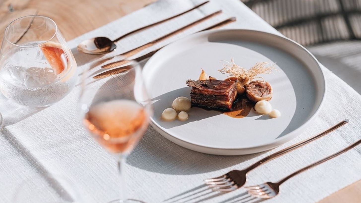 &#x39C;&#x3AF;&#x3B1; mindfulness &#x39C;&#x3C5;&#x3BA;&#x3BF;&#x3BD;&#x3B9;&#x3AC;&#x3C4;&#x3B9;&#x3BA;&#x3B7; &#x3B3;&#x3B1;&#x3C3;&#x3C4;&#x3C1;&#x3BF;&#x3BD;&#x3BF;&#x3BC;&#x3B9;&#x3BA;&#x3AE; &#x3C0;&#x3C1;&#x3CC;&#x3C4;&#x3B1;&#x3C3;&#x3B7; &#x3BA;&#x3B1;&#x3B9; &#x3AC;&#x3C1;&#x3C4;&#x3B9;&#x3B5;&#x3C2; Fine Dining &#x3B4;&#x3B7;&#x3BC;&#x3B9;&#x3BF;&#x3C5;&#x3C1;&#x3B3;&#x3AF;&#x3B5;&#x3C2; &#x3BC;&#x3B5; &#x3B8;&#x3AD;&#x3B1; &#x3C4;&#x3BF;&#x3BD; &#x39F;&#x3C1;&#x3BD;&#x3CC;