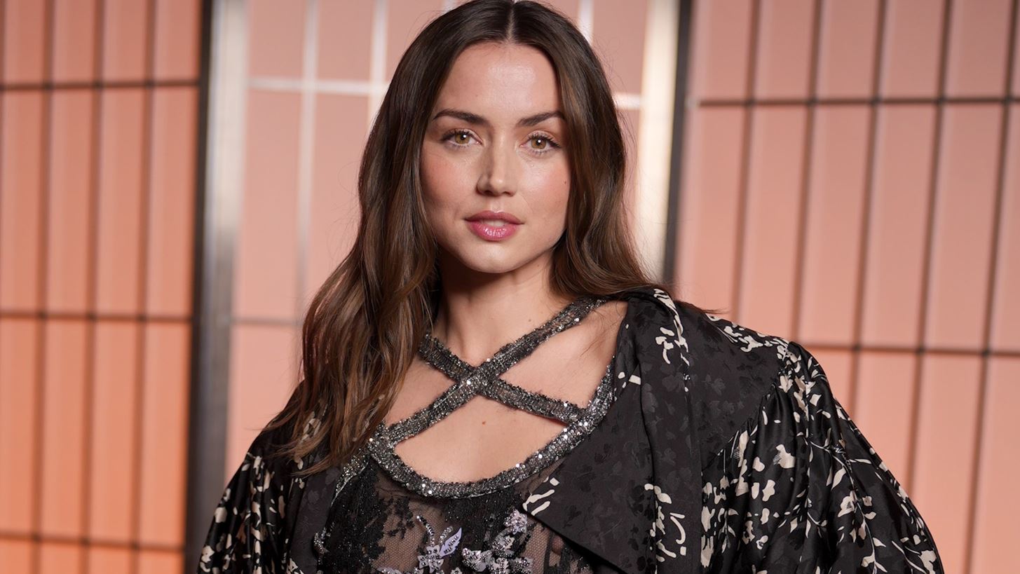 Ana de Armas | &#x39C;&#x3AF;&#x3BB;&#x3B7;&#x3C3;&#x3B5; &#x3B4;&#x3B7;&#x3BC;&#x3CC;&#x3C3;&#x3B9;&#x3B1; &#x3B3;&#x3B9;&#x3B1; &#x3C4;&#x3B7; &#x3C3;&#x3C7;&#x3AD;&#x3C3;&#x3B7; &#x3C4;&#x3B7;&#x3C2; &#x3BC;&#x3B5; &#x3C4;&#x3BF;&#x3BD; Tom Cruise