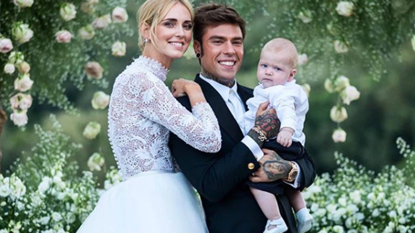 &#x3A4;&#x3BF; &#x3C6;&#x3C9;&#x3C4;&#x3BF;&#x3B3;&#x3C1;&#x3B1;&#x3C6;&#x3B9;&#x3BA;&#x3CC; &#x3AC;&#x3BB;&#x3BC;&#x3C0;&#x3BF;&#x3C5;&#x3BC; &#x3C4;&#x3BF;&#x3C5; &#x3B3;&#x3AC;&#x3BC;&#x3BF;&#x3C5; &#x3C4;&#x3B7;&#x3C2; Chiara Ferragni &#x3BC;&#x3B5; &#x3C4;&#x3BF;&#x3BD; Fedez Lucia