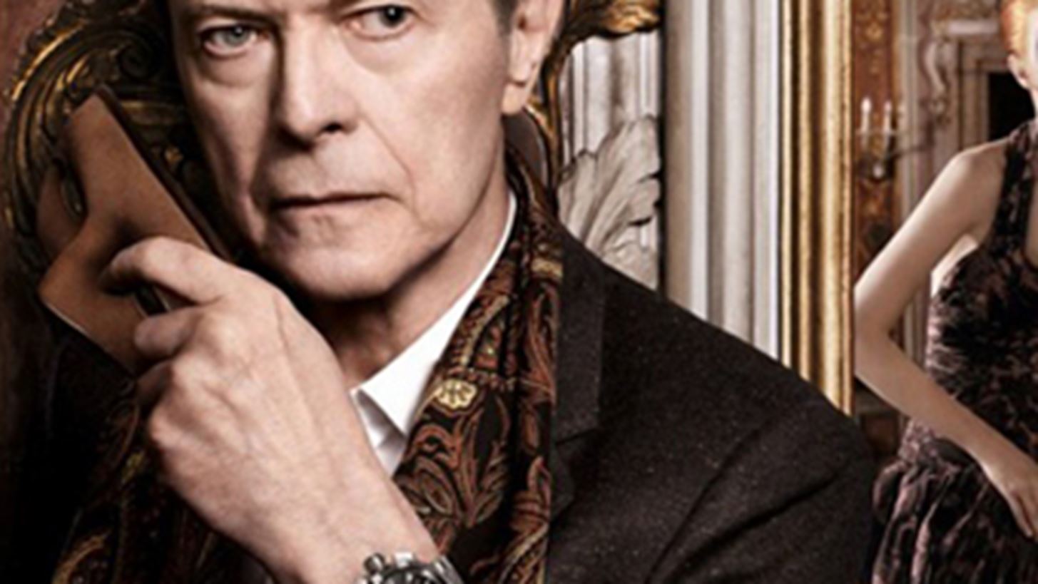 David Bowie: &#x394;&#x3B7;&#x3BC;&#x3B9;&#x3BF;&#x3C5;&#x3C1;&#x3B3;&#x3AE;&#x3B8;&#x3B7;&#x3BA;&#x3B1;&#x3BD; &#x3B3;&#x3C1;&#x3B1;&#x3BC;&#x3BC;&#x3B1;&#x3C4;&#x3BF;&#x3C3;&#x3AE;&#x3BC;&#x3B1; &#x3C0;&#x3C1;&#x3BF;&#x3C2; &#x3C4;&#x3B9;&#x3BC;&#x3AE;&#x3BD; &#x3C4;&#x3BF;&#x3C5;