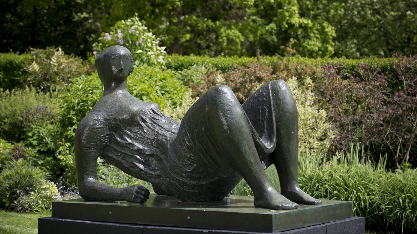 Henry Moore And Greece | &#x39C;&#x3AF;&#x3B1; &#x3C0;&#x3C1;&#x3CE;&#x3C4;&#x3B7; &#x3BC;&#x3B1;&#x3C4;&#x3B9;&#x3AC; &#x3C3;&#x3C4;&#x3B7;&#x3BD; &#x3AD;&#x3BA;&#x3B8;&#x3B5;&#x3C3;&#x3B7; &#x3BC;&#x3B5; &#x3C3;&#x3C0;&#x3AC;&#x3BD;&#x3B9;&#x3B1; &#x3AD;&#x3C1;&#x3B3;&#x3B1; &#x3C4;&#x3BF;&#x3C5; &#x3BA;&#x3BF;&#x3C1;&#x3C5;&#x3C6;&#x3B1;&#x3AF;&#x3BF;&#x3C5; &#x3BA;&#x3B1;&#x3BB;&#x3BB;&#x3B9;&#x3C4;&#x3AD;&#x3C7;&#x3BD;&#x3B7;