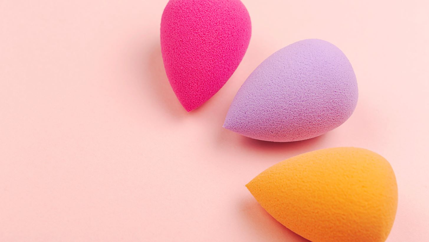 Beauty Blender | &#x3A0;&#x3CE;&#x3C2; &#x3BD;&#x3B1; &#x3C4;&#x3BF; &#x3C7;&#x3C1;&#x3B7;&#x3C3;&#x3B9;&#x3BC;&#x3BF;&#x3C0;&#x3BF;&#x3B9;&#x3AE;&#x3C3;&#x3B5;&#x3B9;&#x3C2; (like a pro)