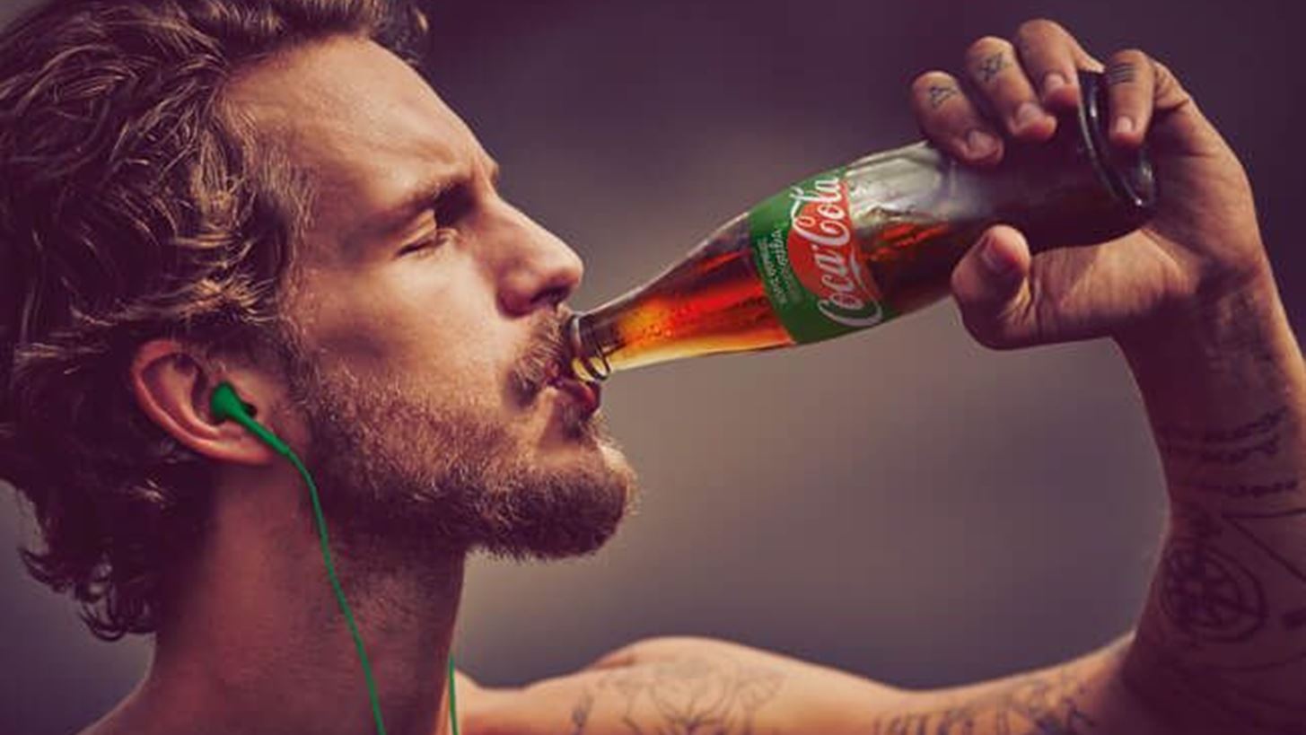 3&#x2B;1 &#x3B5;&#x3C1;&#x3C9;&#x3C4;&#x3AE;&#x3C3;&#x3B5;&#x3B9;&#x3C2; &#x3B3;&#x3B9;&#x3B1; &#x3C4;&#x3B7; &#x3BD;&#x3AD;&#x3B1; Coca-Cola &#x3C0;&#x3BF;&#x3C5; &#x3BA;&#x3C5;&#x3BA;&#x3BB;&#x3BF;&#x3C6;&#x3CC;&#x3C1;&#x3B7;&#x3C3;&#x3B5; &#x3C3;&#x3B5; &#x3C0;&#x3B1;&#x3B3;&#x3BA;&#x3CC;&#x3C3;&#x3BC;&#x3B9;&#x3B1; &#x3C0;&#x3C1;&#x3B5;&#x3BC;&#x3B9;&#x3AD;&#x3C1;&#x3B1; &#x3C3;&#x3C4;&#x3B7;&#x3BD; &#x395;&#x3BB;&#x3BB;&#x3AC;&#x3B4;&#x3B1;!