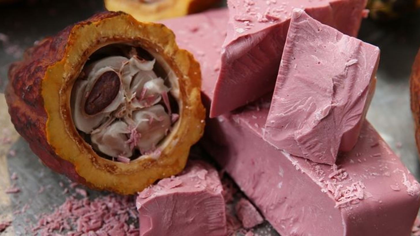 Millennial Pink &#x3C4;&#x3CE;&#x3C1;&#x3B1; &#x3BA;&#x3B1;&#x3B9; &#x3C3;&#x3B5; &#x3C3;&#x3BF;&#x3BA;&#x3BF;&#x3BB;&#x3AC;&#x3C4;&#x3B1;