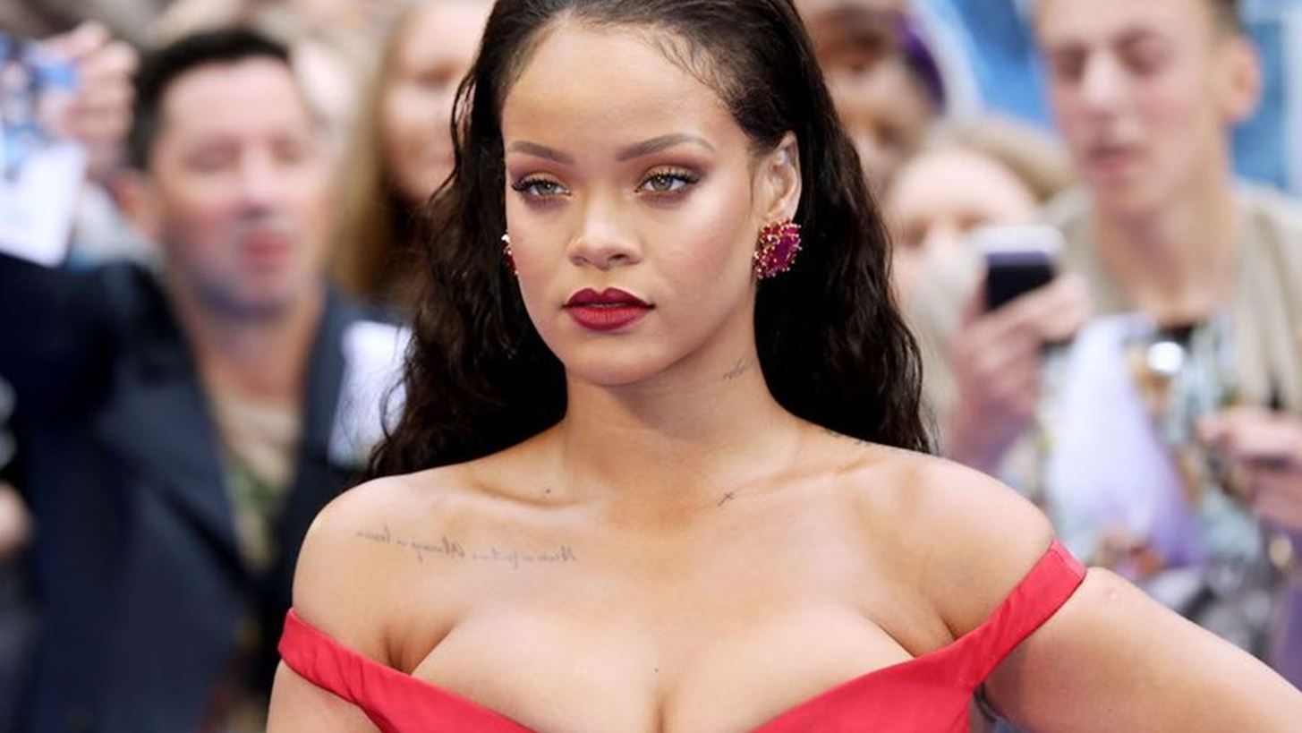 &#x39C;&#x3AF;&#x3B1; &#x3C0;&#x3C1;&#x3CE;&#x3C4;&#x3B7; &#x3BC;&#x3B1;&#x3C4;&#x3B9;&#x3AC; &#x3C3;&#x3C4;&#x3B7;&#x3BD; &#x3BD;&#x3AD;&#x3B1;, cool &#x3C3;&#x3C5;&#x3BB;&#x3BB;&#x3BF;&#x3B3;&#x3AE; &#x3C4;&#x3B7;&#x3C2; Rihanna