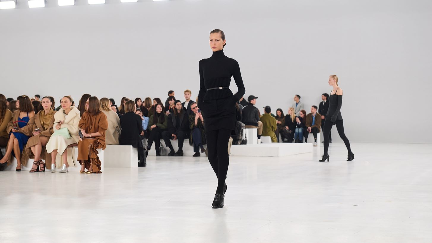 &#x397; &#x3BD;&#x3AD;&#x3B1; &#x3C3;&#x3C5;&#x3BB;&#x3BB;&#x3BF;&#x3B3;&#x3B7; &#x3C4;&#x3B7;&#x3C2; Max Mara &#x3B5;&#x3AF;&#x3BD;&#x3B1;&#x3B9; &#x3B1;&#x3C6;&#x3B9;&#x3B5;&#x3C1;&#x3C9;&#x3BC;&#x3AD;&#x3BD;&#x3B7; &#x3C3;&#x3C4;&#x3B9;&#x3C2; &#x3B3;&#x3C5;&#x3BD;&#x3B1;&#x3AF;&#x3BA;&#x3B5;&#x3C2; &#x3C0;&#x3BF;&#x3C5; &#x3B1;&#x3B3;&#x3B1;&#x3C0;&#x3BF;&#x3CD;&#x3BD; &#x3BD;&#x3B1; &#x3BD;&#x3C4;&#x3CD;&#x3BD;&#x3BF;&#x3BD;&#x3C4;&#x3B1;&#x3B9; &#x3B3;&#x3B9;&#x3B1; &#x3C4;&#x3BF;&#x3BD; &#x3B5;&#x3B1;&#x3C5;&#x3C4;&#x3CC; &#x3C4;&#x3BF;&#x3C5;&#x3C2;