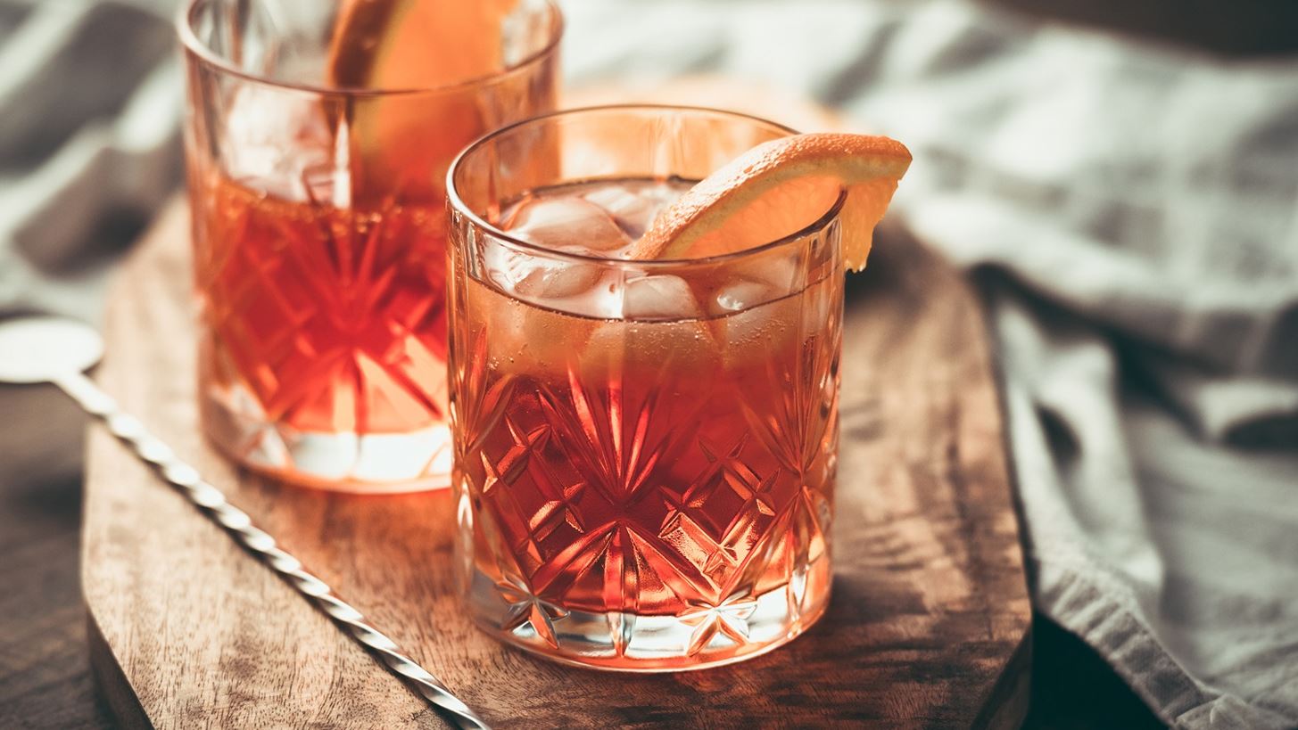 &#x391;&#x3C5;&#x3C4;&#x3AC; &#x3C4;&#x3B1; cocktails &#x3BC;&#x3B5; &#x3BF;&#x3C5;&#x3AF;&#x3C3;&#x3BA;&#x3B9; &#x3B8;&#x3B1; &#x3BA;&#x3AC;&#x3BD;&#x3BF;&#x3C5;&#x3BD; &#x3BD;&#x3BF;&#x3C3;&#x3C4;&#x3B9;&#x3BC;&#x3CC;&#x3C4;&#x3B5;&#x3C1;&#x3B5;&#x3C2; &#x3C4;&#x3B9;&#x3C2; &#x3B3;&#x3B9;&#x3BF;&#x3C1;&#x3C4;&#x3AD;&#x3C2;