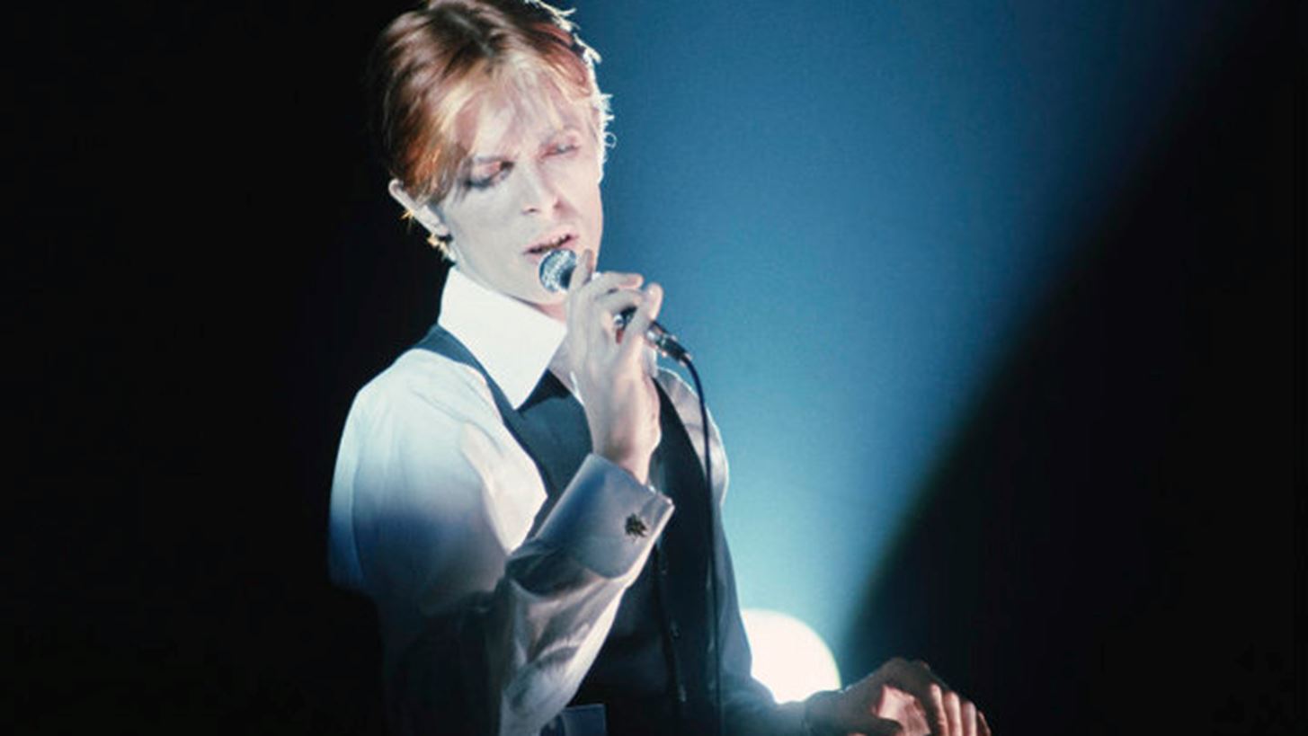 &#x3A3;&#x3C0;&#x3AC;&#x3BD;&#x3B9;&#x3B5;&#x3C2; &#x3C6;&#x3C9;&#x3C4;&#x3BF;&#x3B3;&#x3C1;&#x3B1;&#x3C6;&#x3AF;&#x3B5;&#x3C2; &#x3C4;&#x3BF;&#x3C5; David Bowie &#x3B1;&#x3C0;&#x3CC; &#x3C4;&#x3BF; 1997