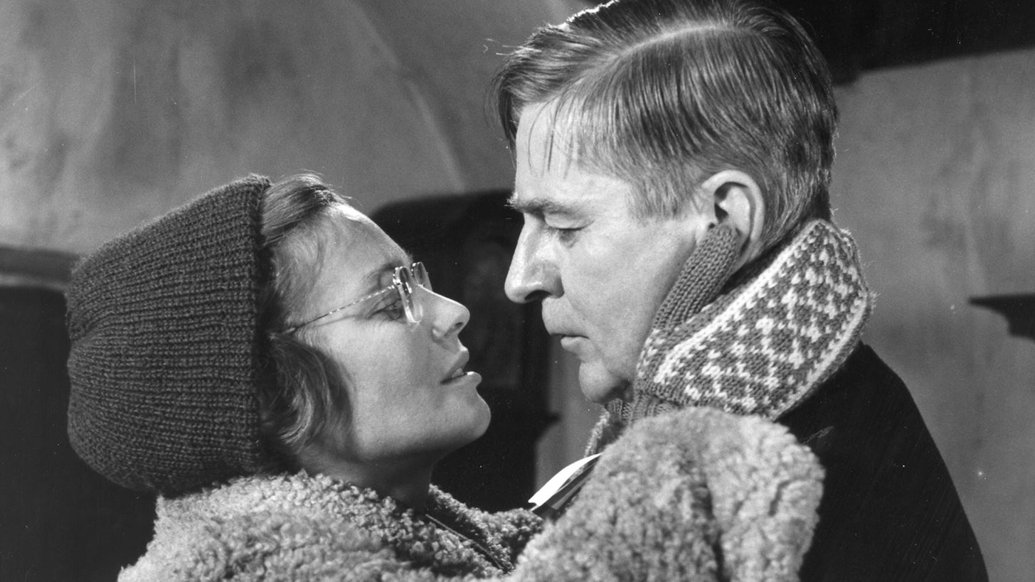 4 &#x2B; 1 &#x3B1;&#x3C1;&#x3B9;&#x3C3;&#x3C4;&#x3BF;&#x3C5;&#x3C1;&#x3B3;&#x3AE;&#x3BC;&#x3B1;&#x3C4;&#x3B1; &#x3C4;&#x3BF;&#x3C5; Ingmar Bergman&#x200E;&#x200E;