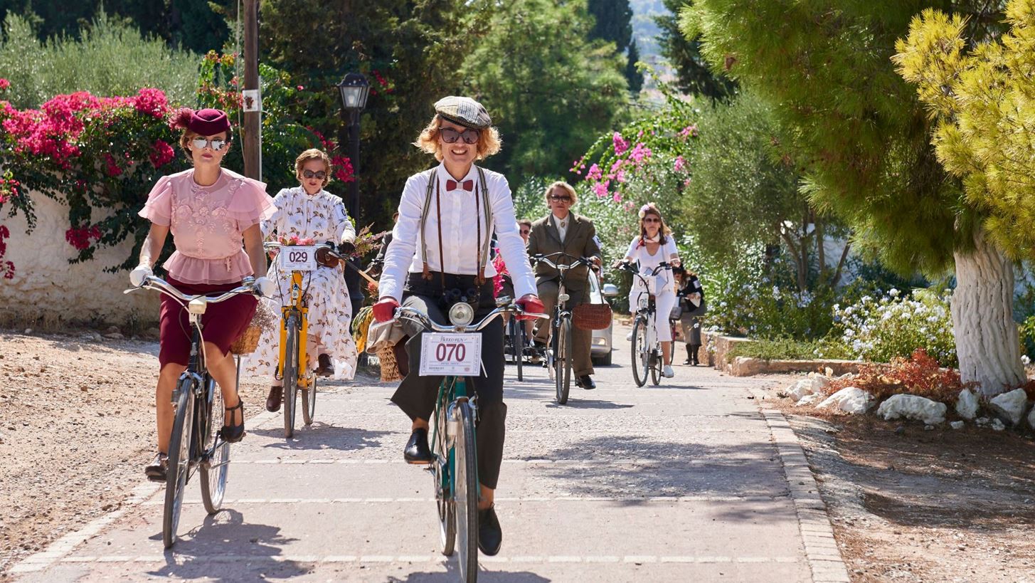 To Tweed Run &#x3B5;&#x3C0;&#x3AD;&#x3C3;&#x3C4;&#x3C1;&#x3B5;&#x3C8;&#x3B5; &#x3B3;&#x3B9;&#x3B1; &#x3AD;&#x3BA;&#x3C4;&#x3B7; &#x3C7;&#x3C1;&#x3BF;&#x3BD;&#x3B9;&#x3AC; &#x3C3;&#x3C4;&#x3B9;&#x3C2; &#x3A3;&#x3C0;&#x3AD;&#x3C4;&#x3C3;&#x3B5;&#x3C2;