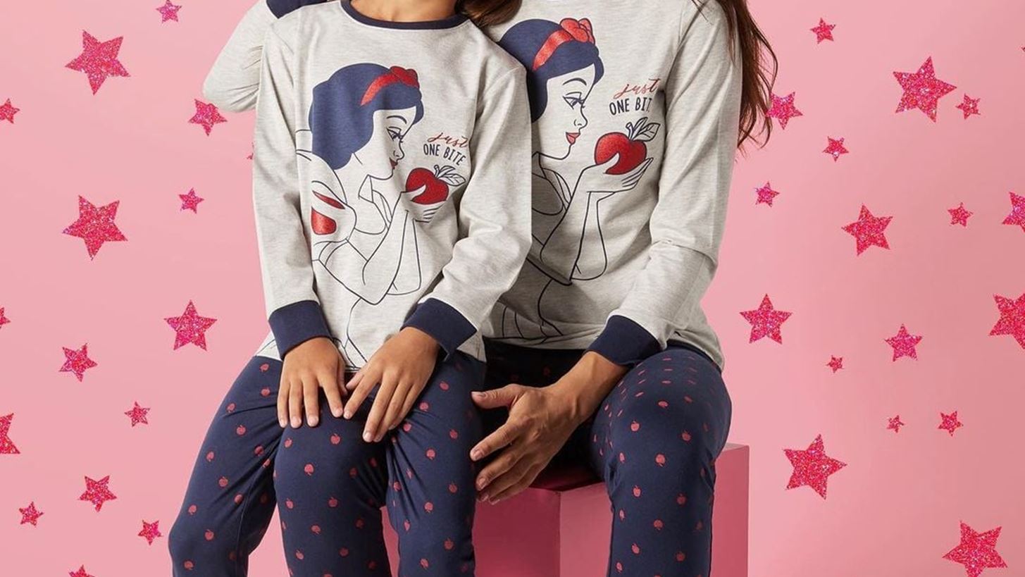 H Yamamay &#x3C0;&#x3B1;&#x3C1;&#x3BF;&#x3C5;&#x3C3;&#x3B9;&#x3AC;&#x3B6;&#x3B5;&#x3B9; &#x3C4;&#x3B7; Disney Princess capsule collection